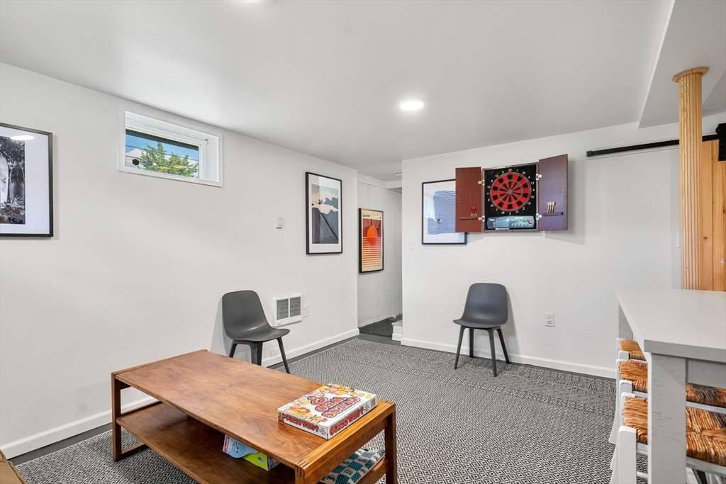 133 Old Point