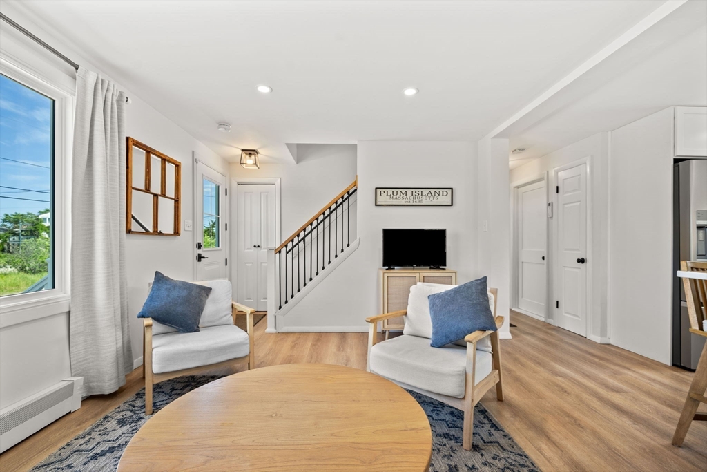 133 Old Point