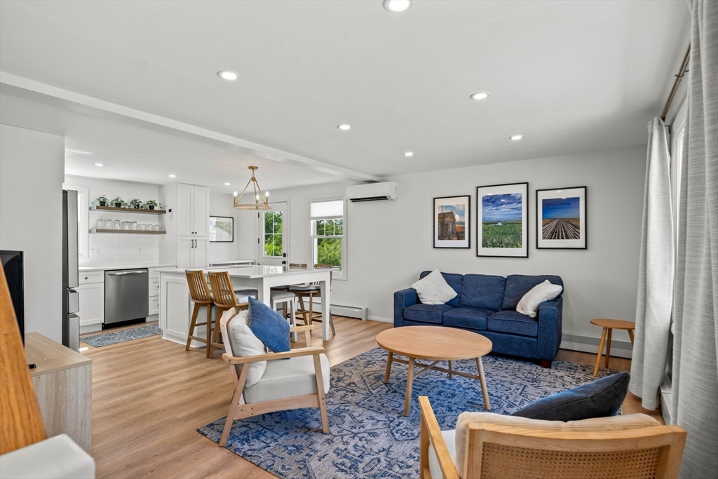 133 Old Point