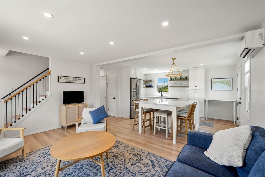 133 Old Point