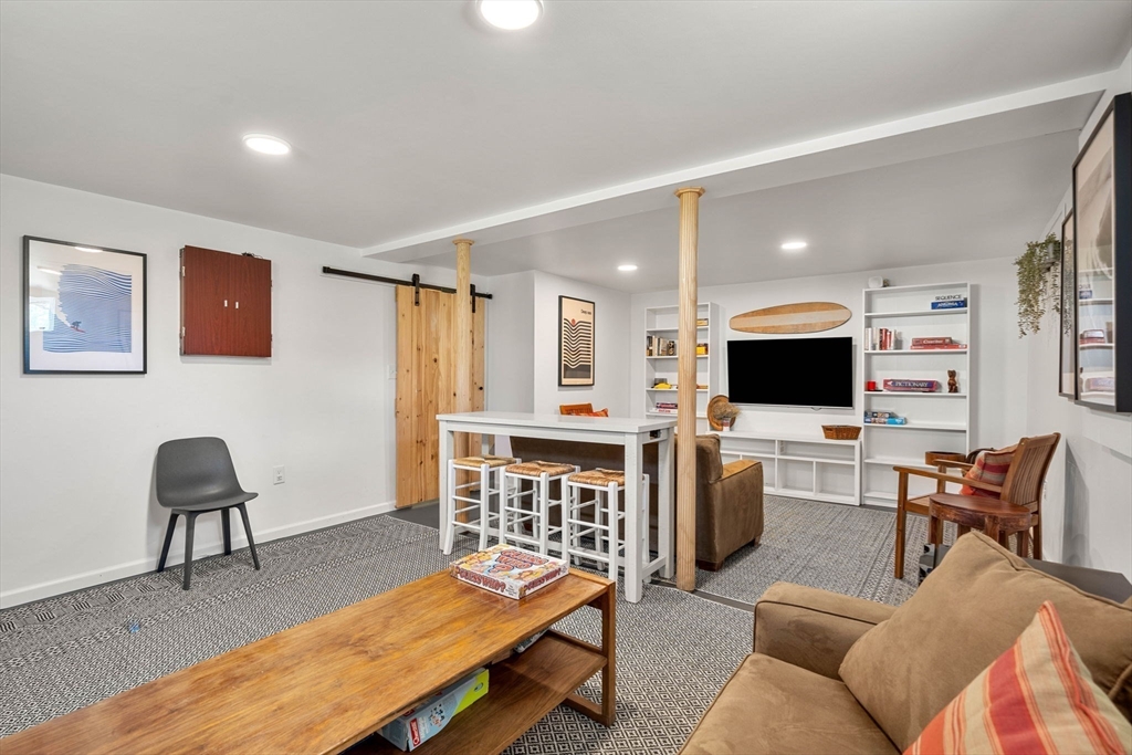 133 Old Point