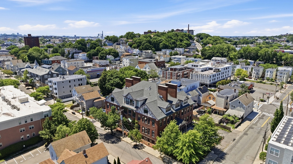 220 Spencer Ave # 104