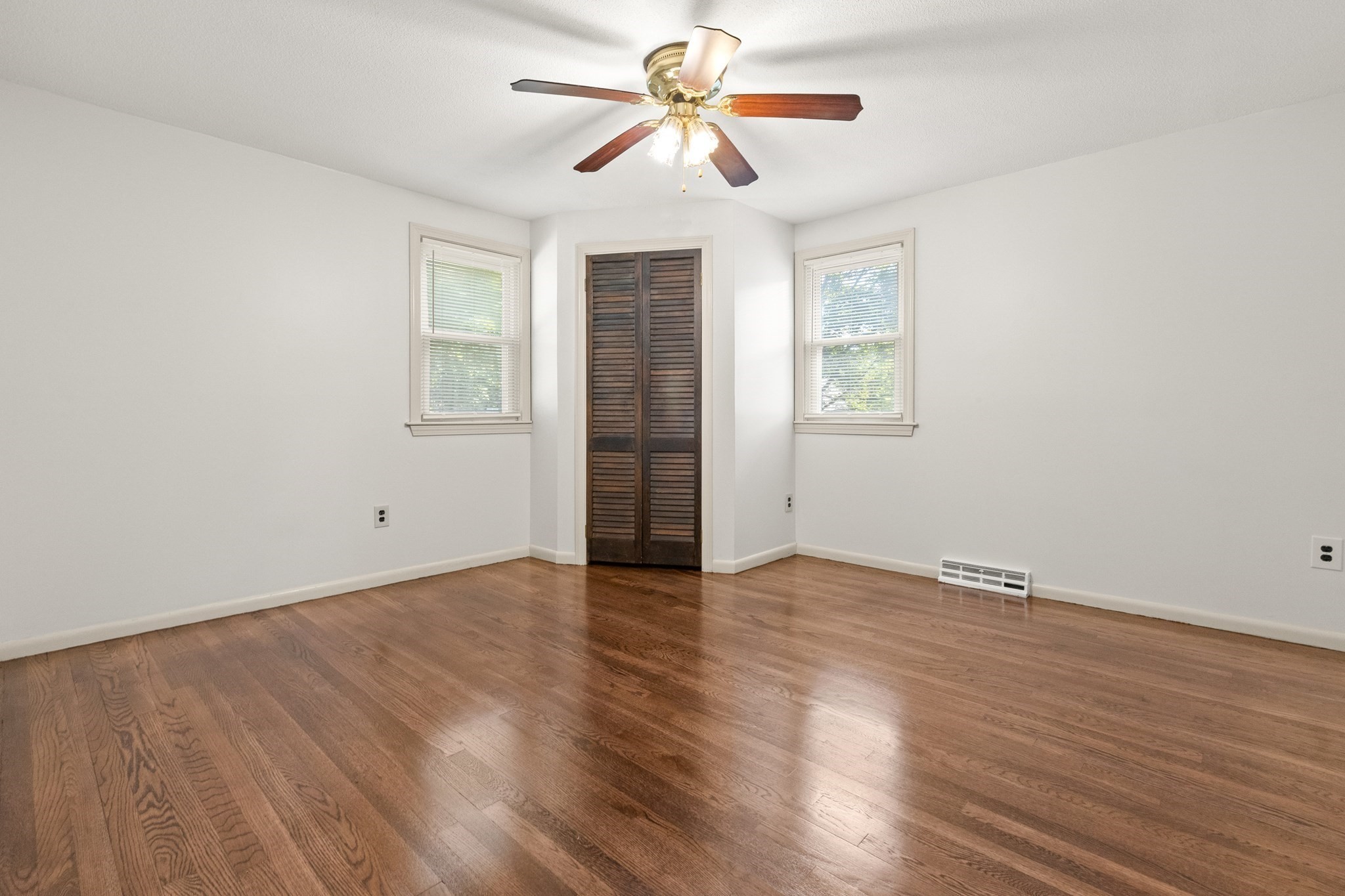 10 Clark Rd