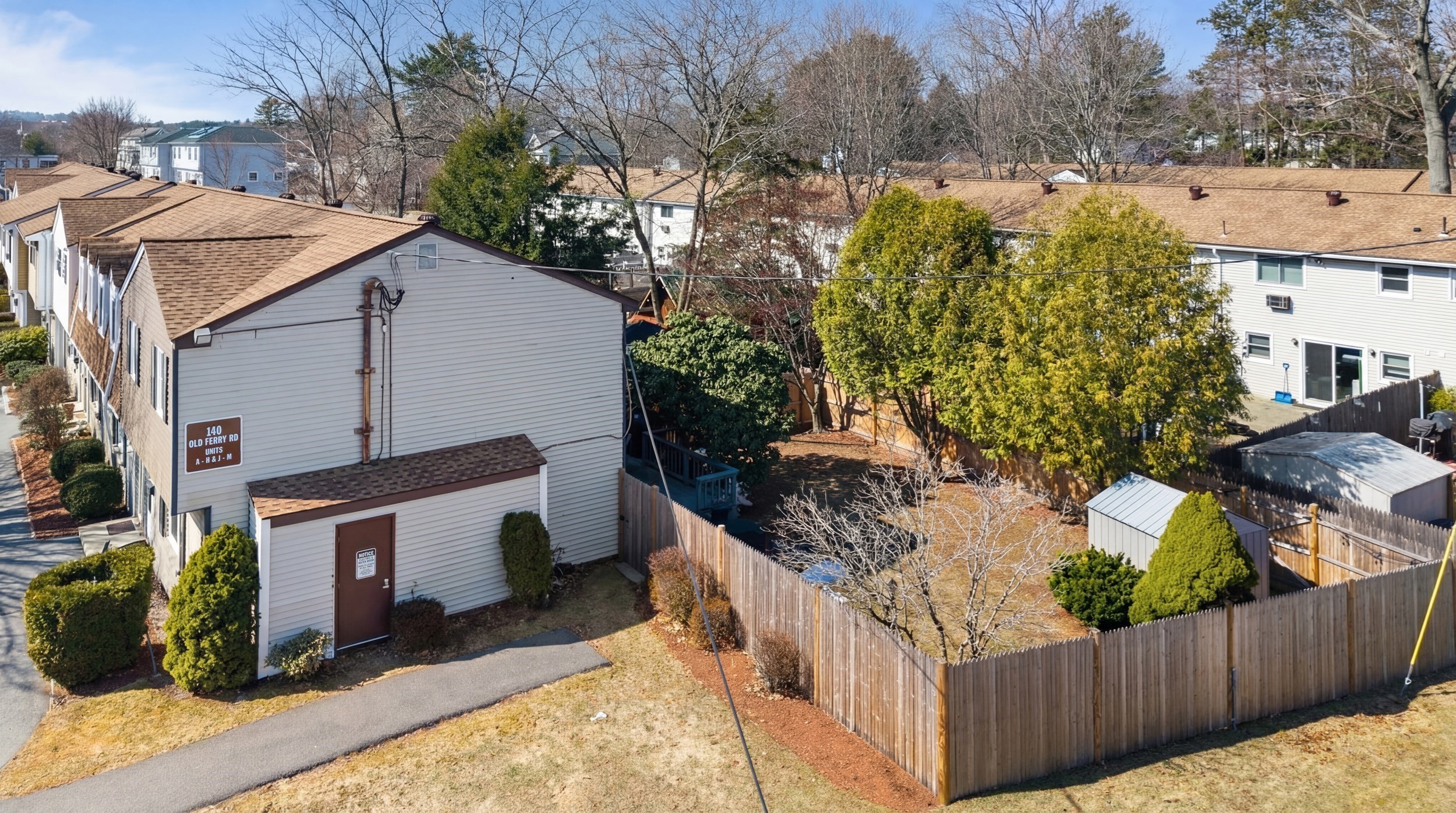140 Old Ferry Rd # M