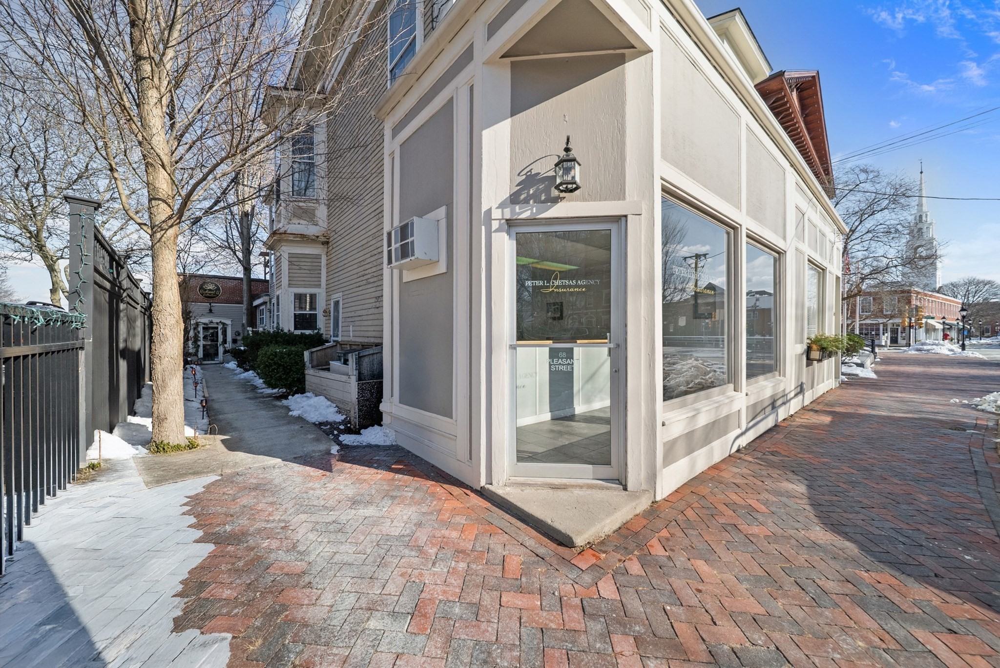 68 Pleasant St # 2