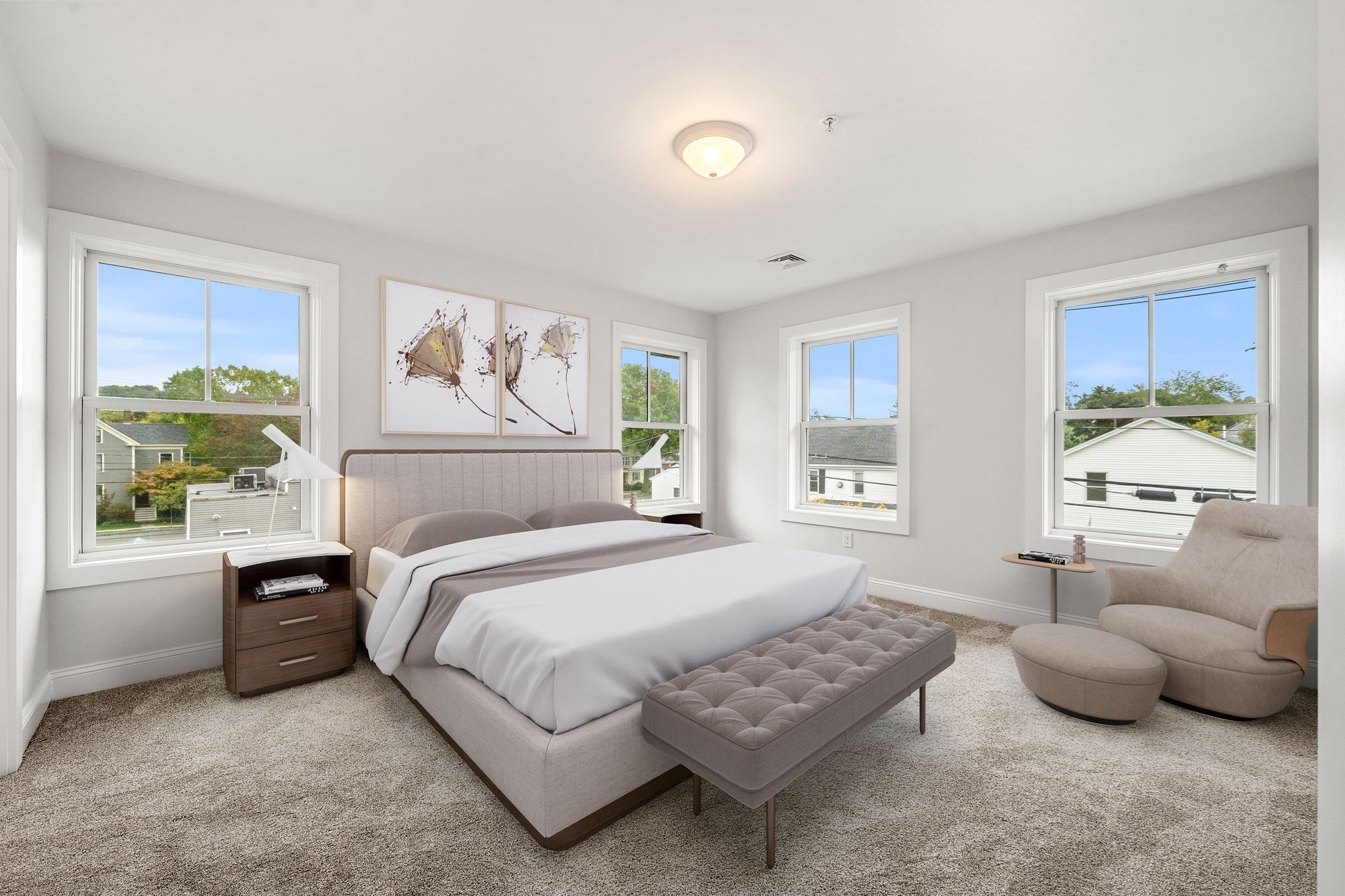 1 Broadway Ave # 4