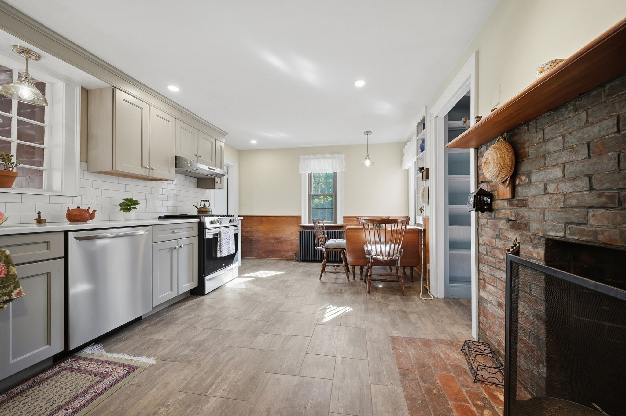 217 Locust St