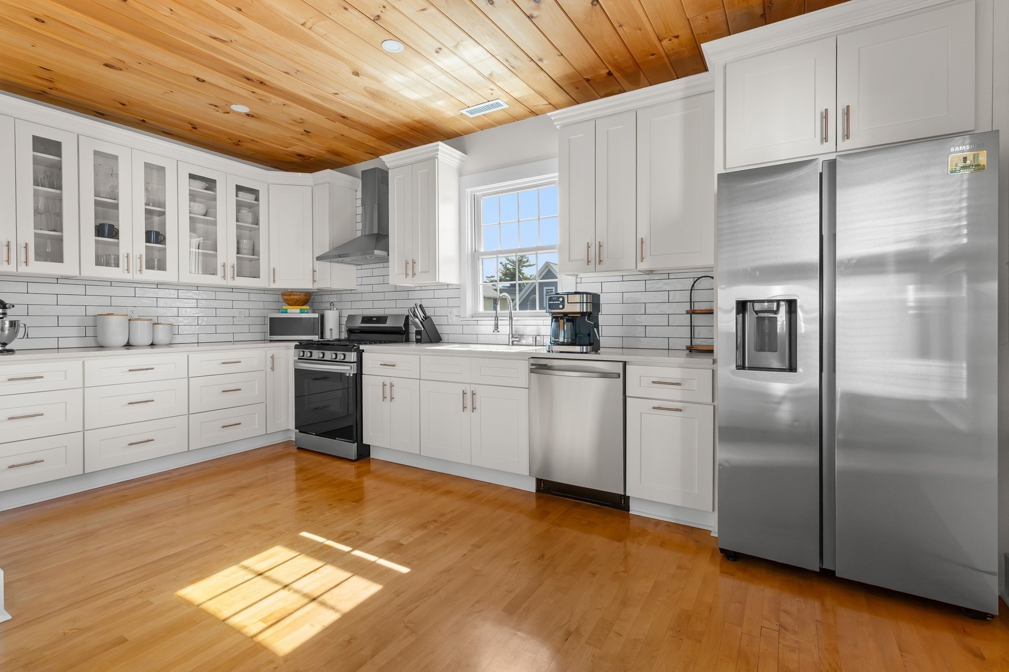 14 Boardman St # 2