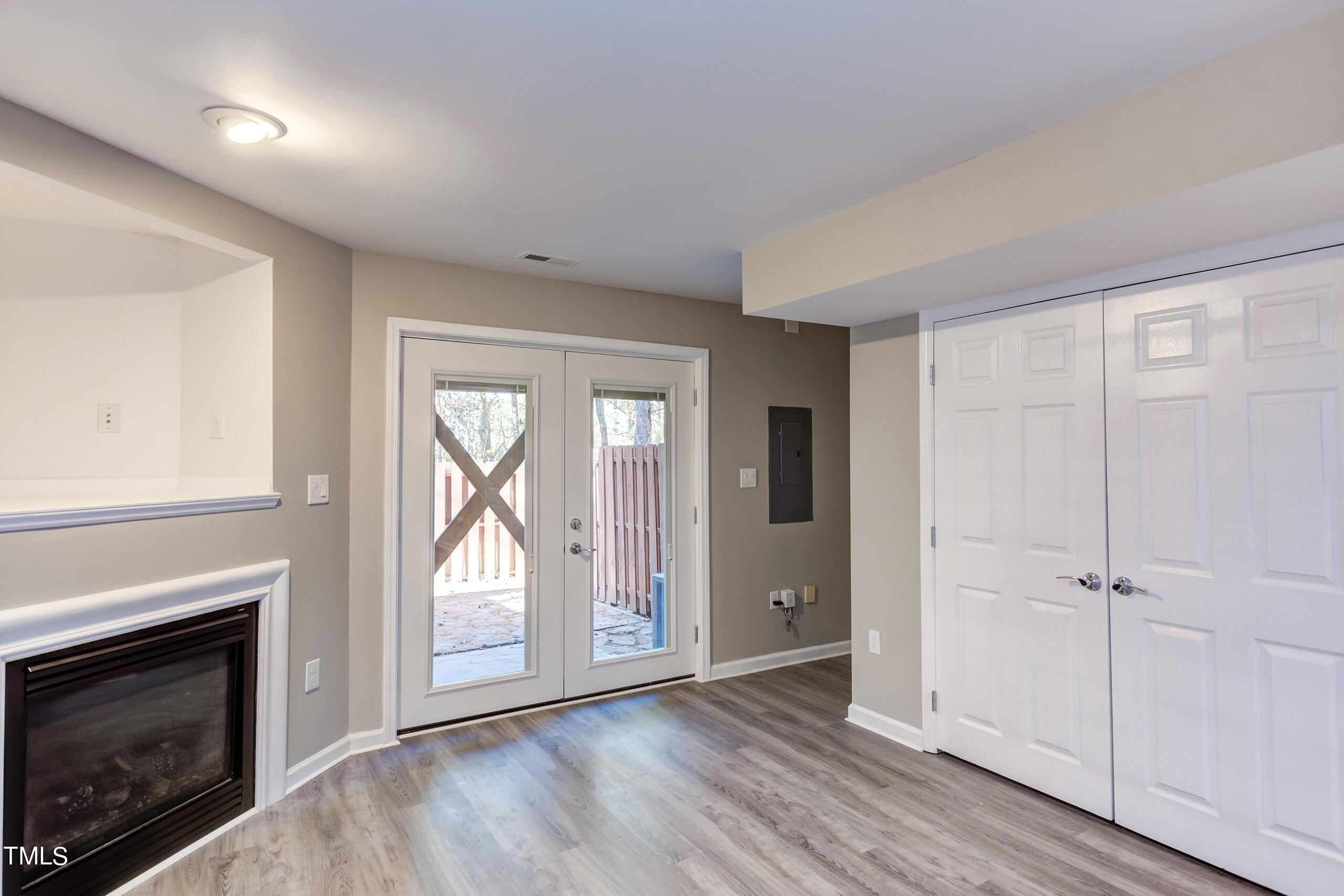 5555 Vista View Court