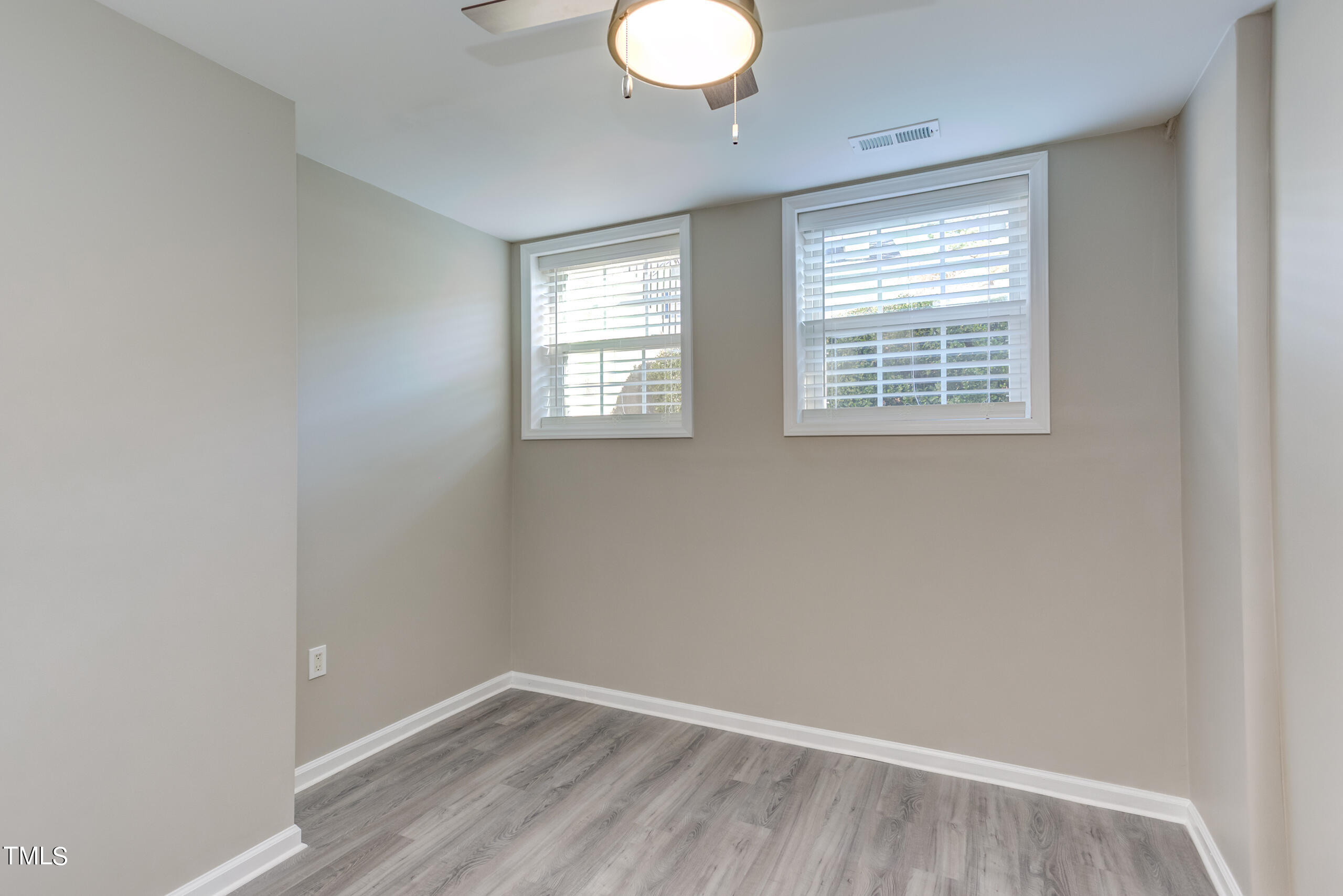 5555 Vista View Court