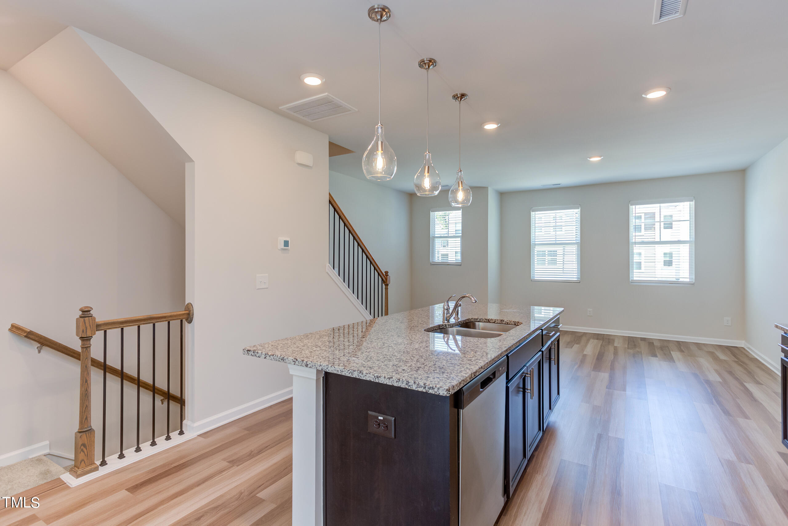 4954 Southern Magnolia Drive