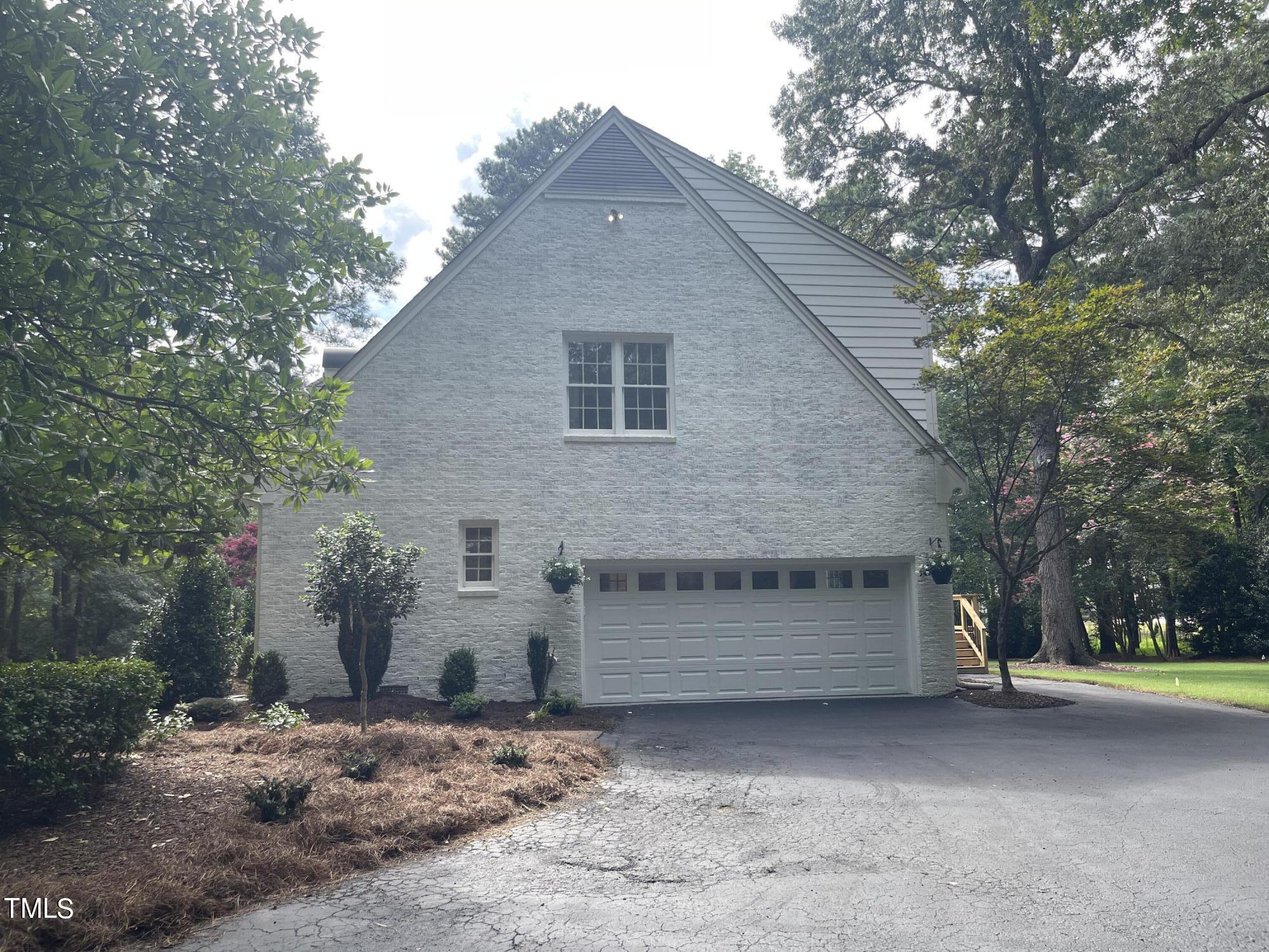 221 Carpathian Way