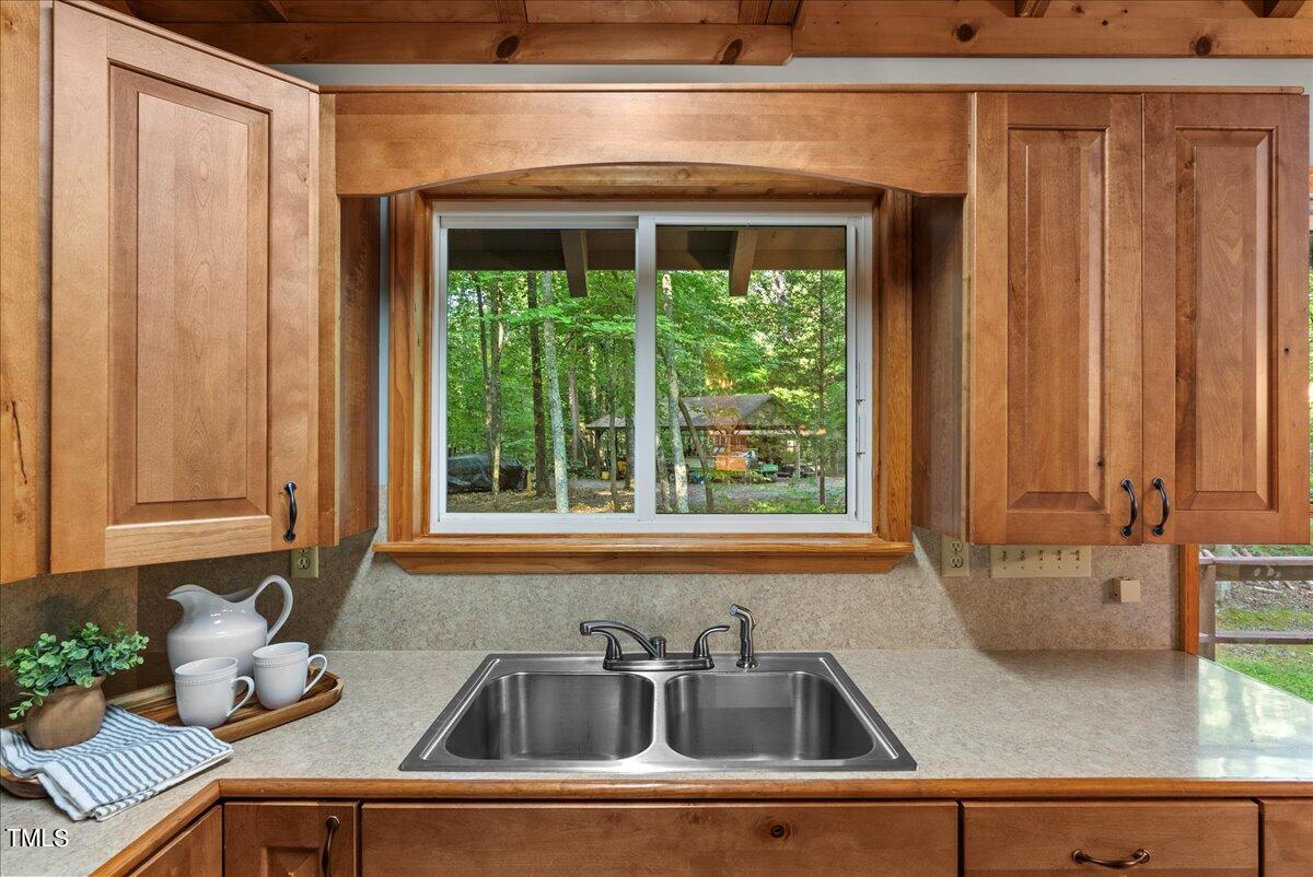 318 Beaver Creek Point Point