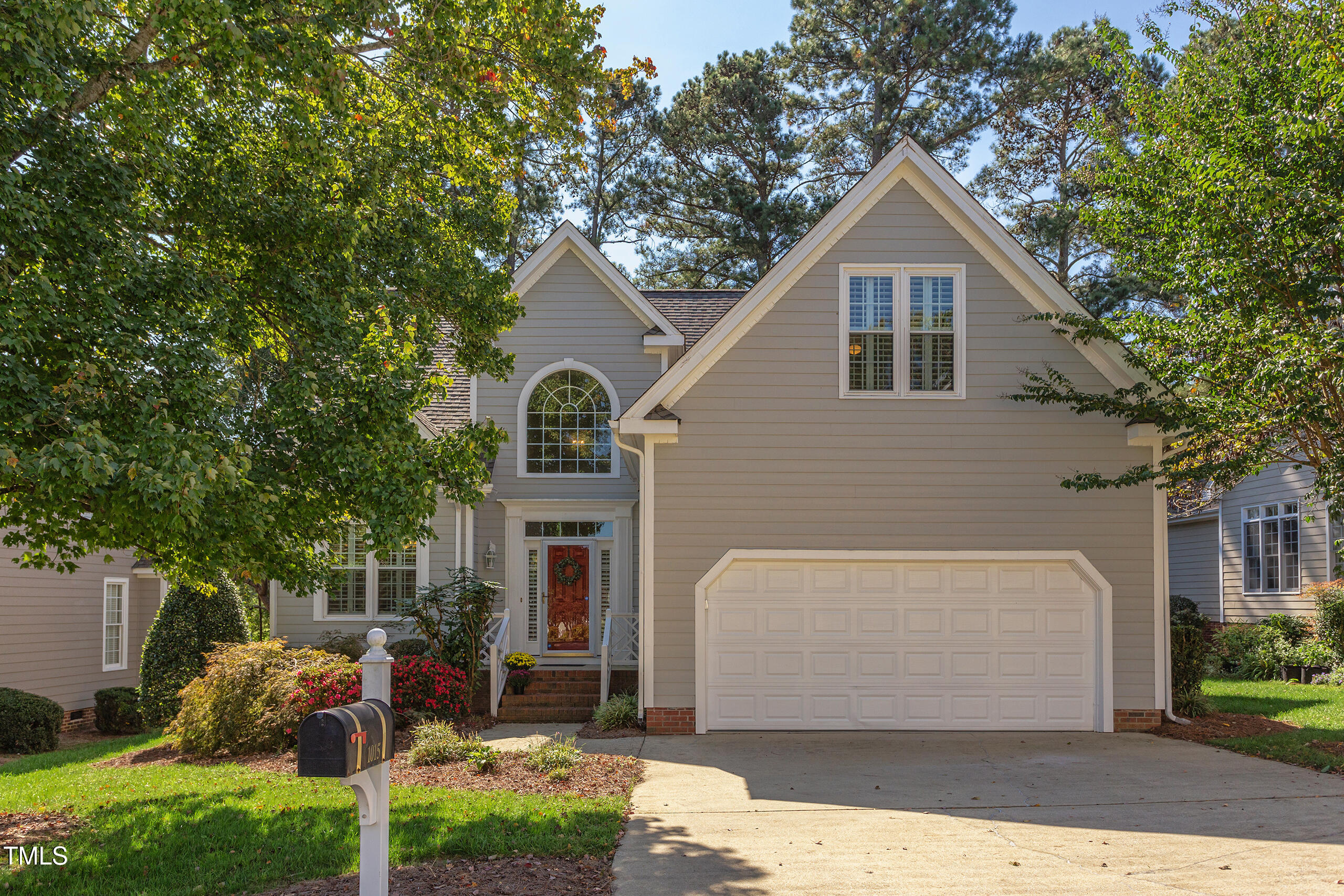 1015 Loch Lomond Drive