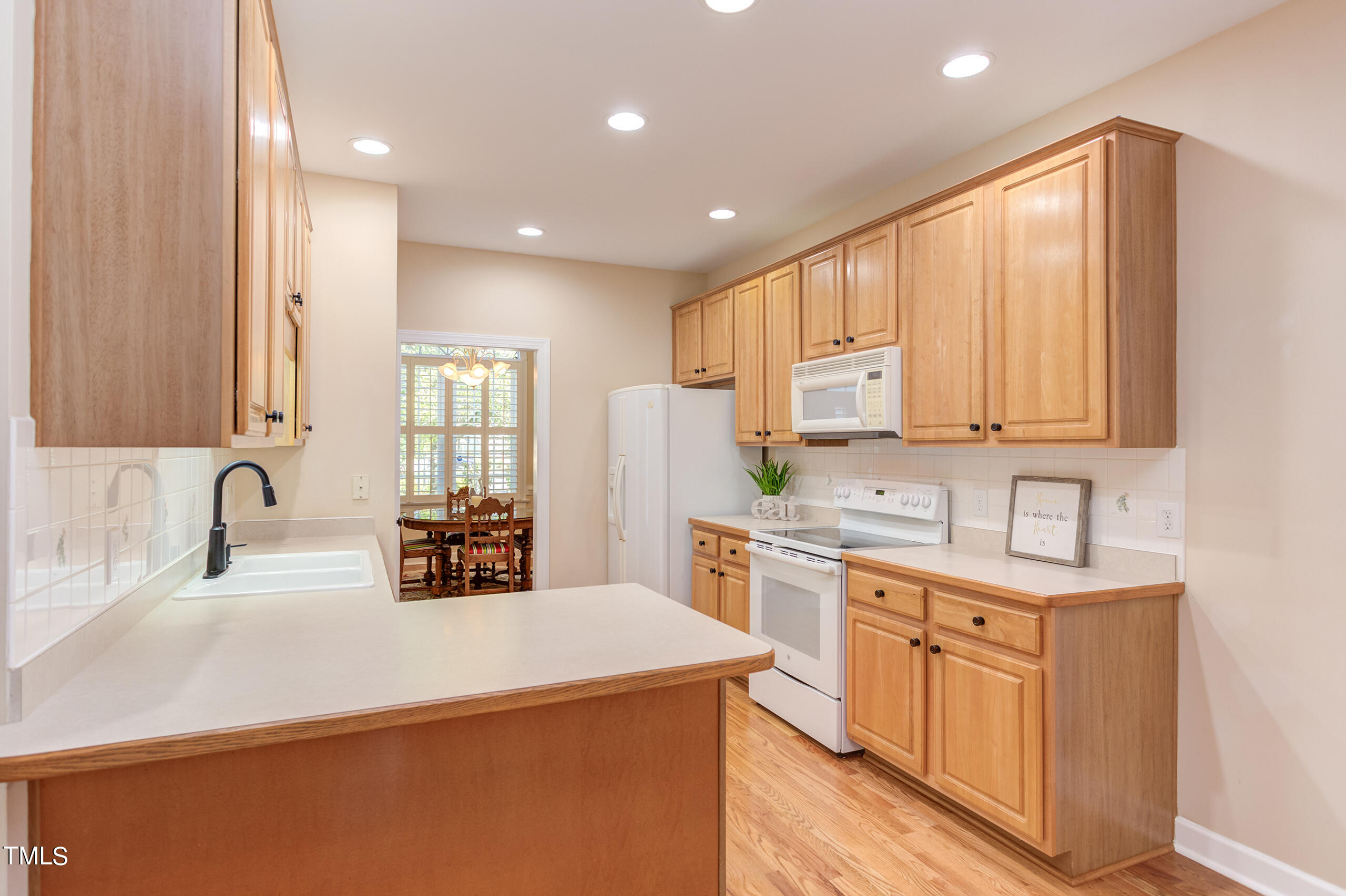 1015 Loch Lomond Drive