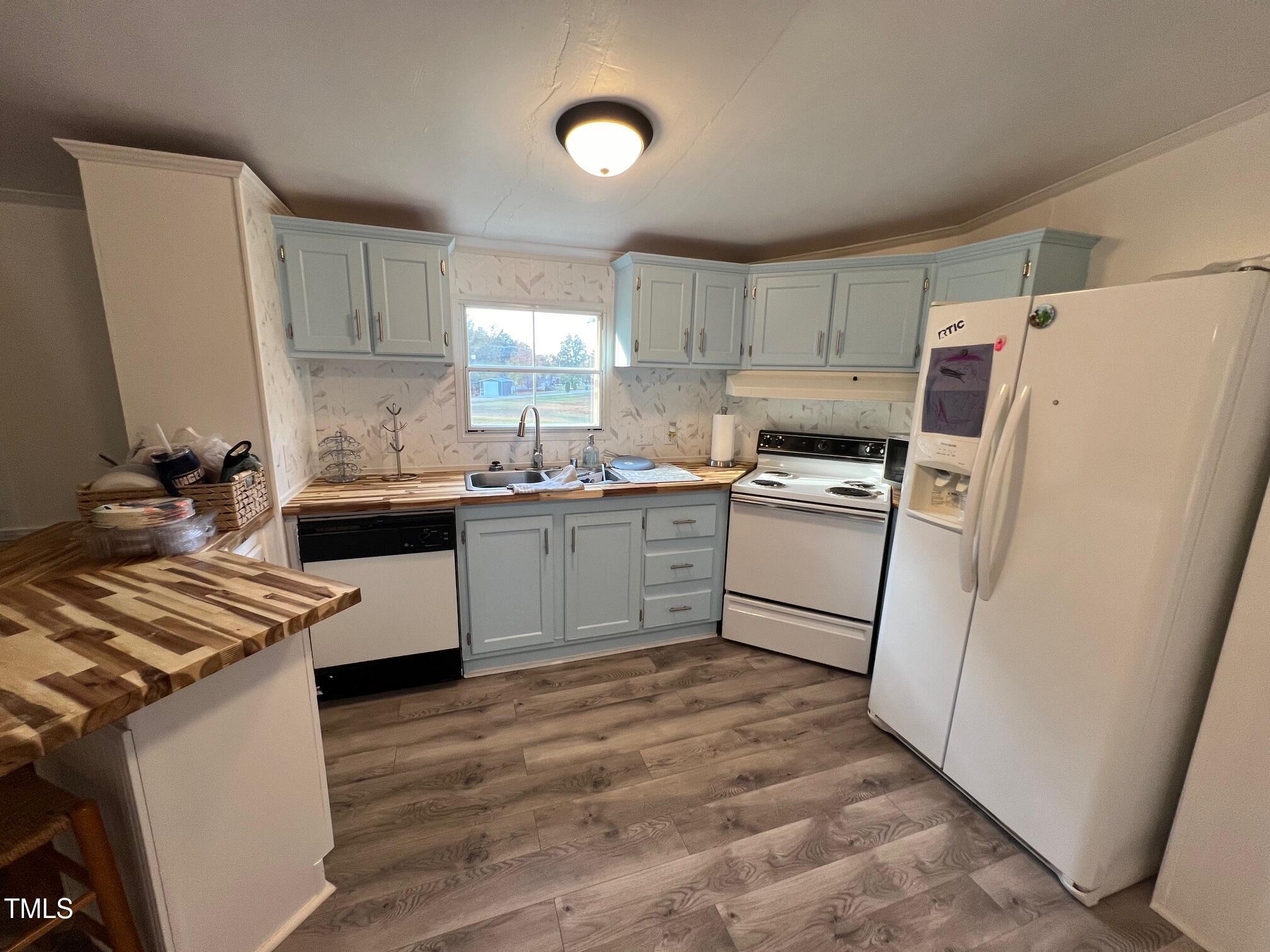 250 North Point Drive