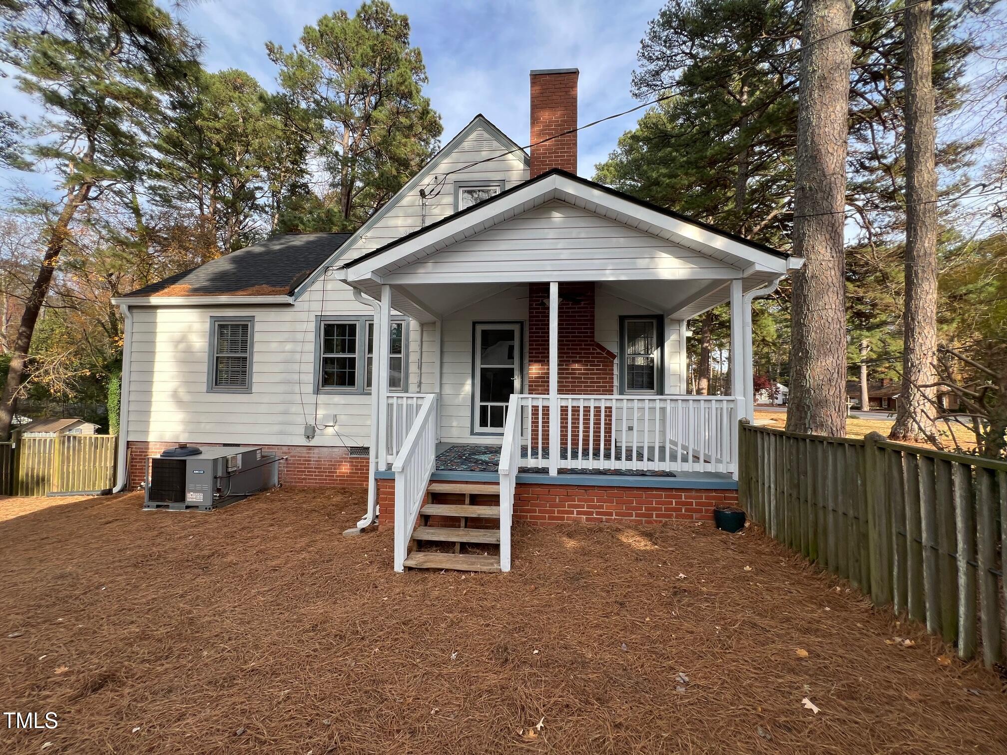 2412 Oxford Road