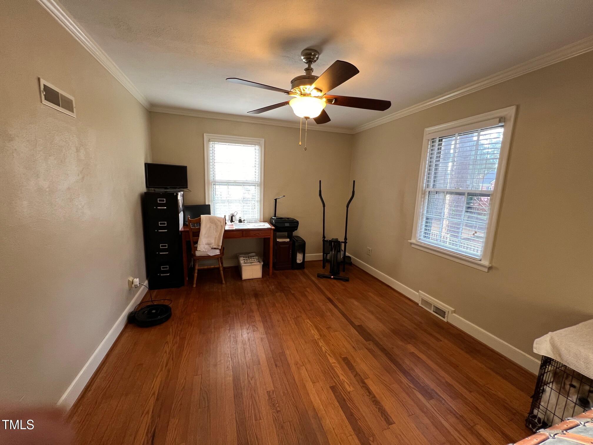 2412 Oxford Road