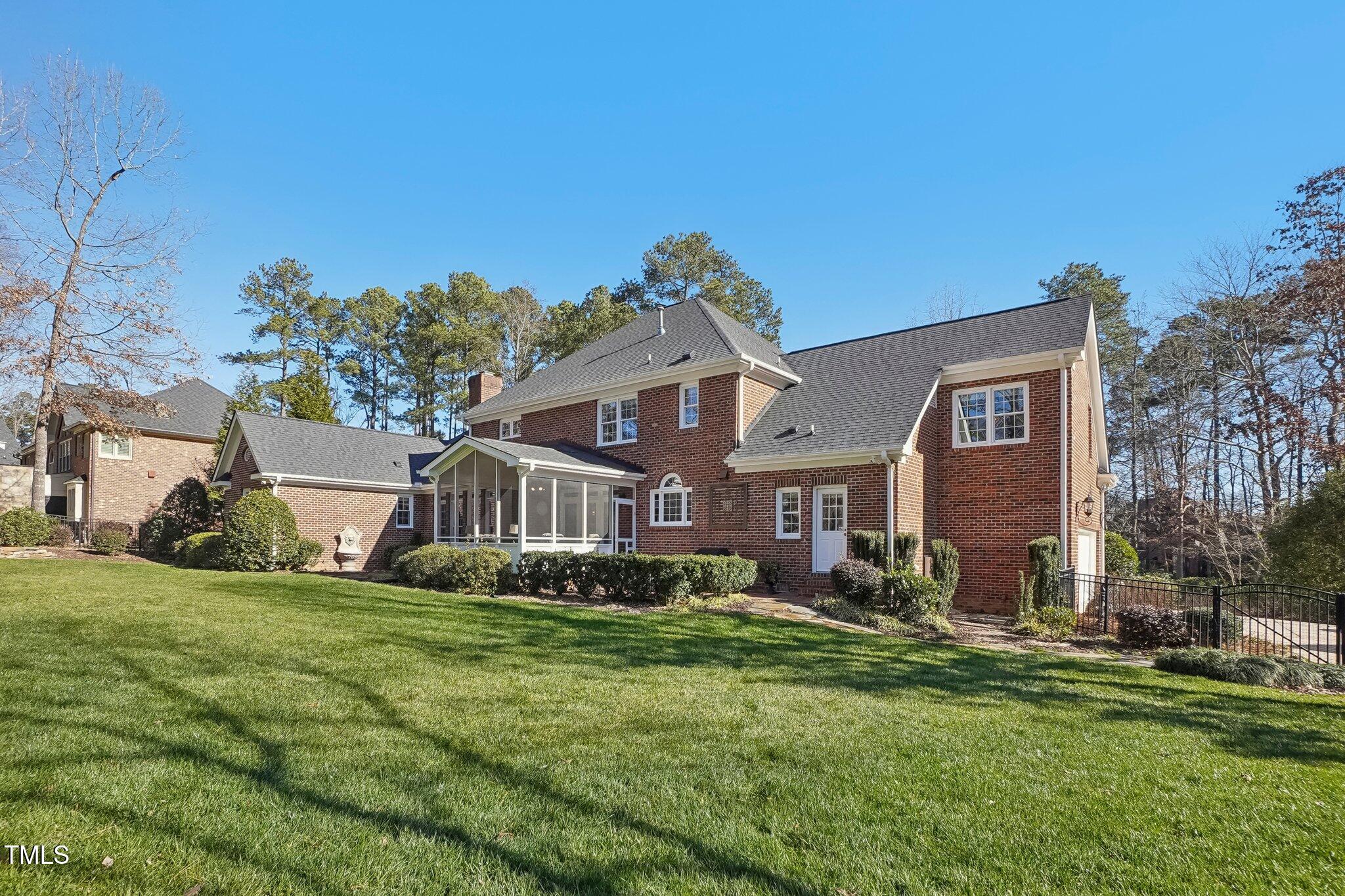 302 Champions Point Way