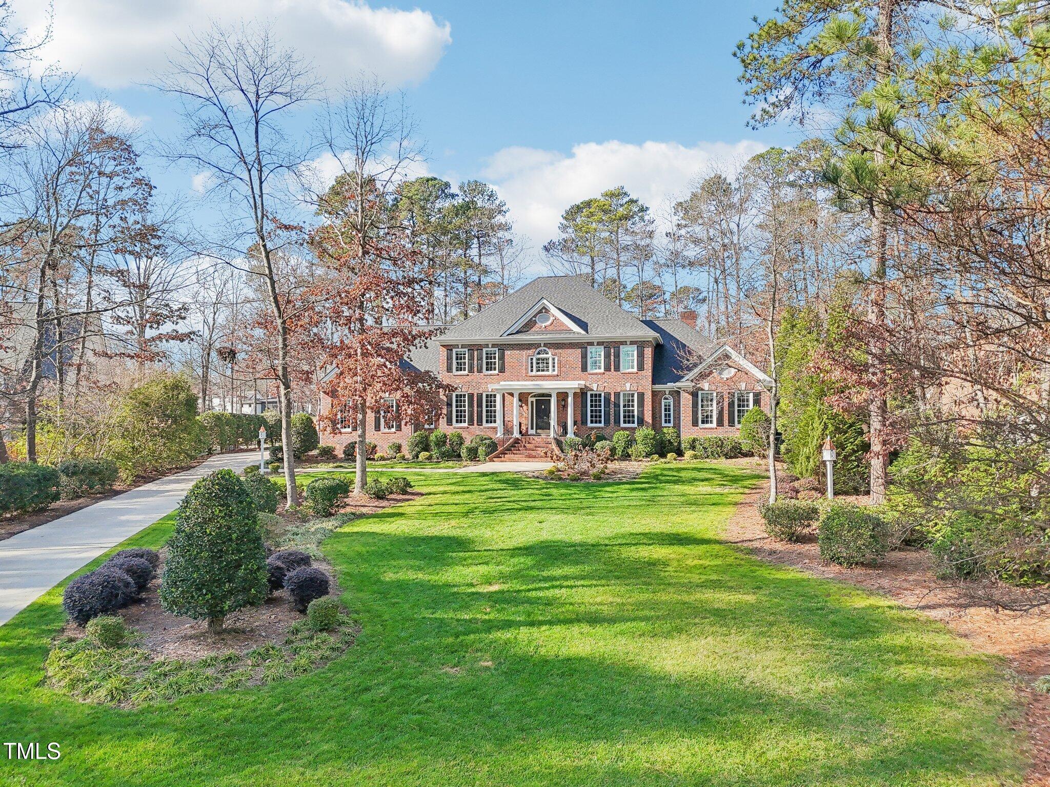 302 Champions Point Way