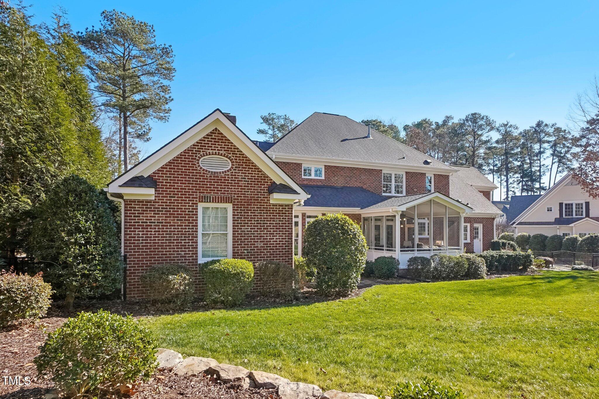 302 Champions Point Way