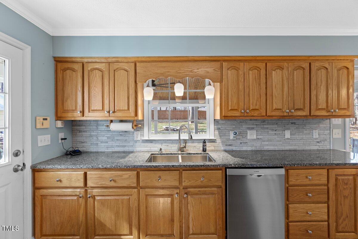 1602 Cedar Pointe Drive