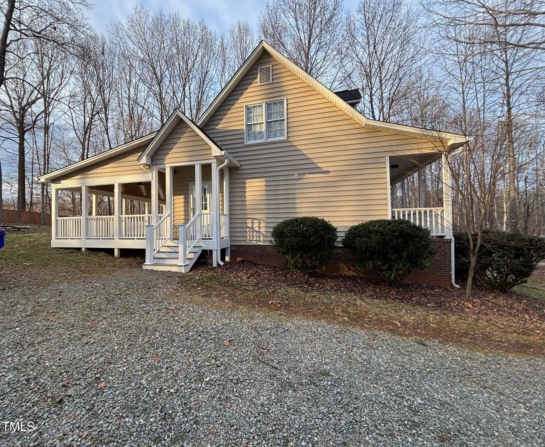 1602 Cedar Pointe Drive