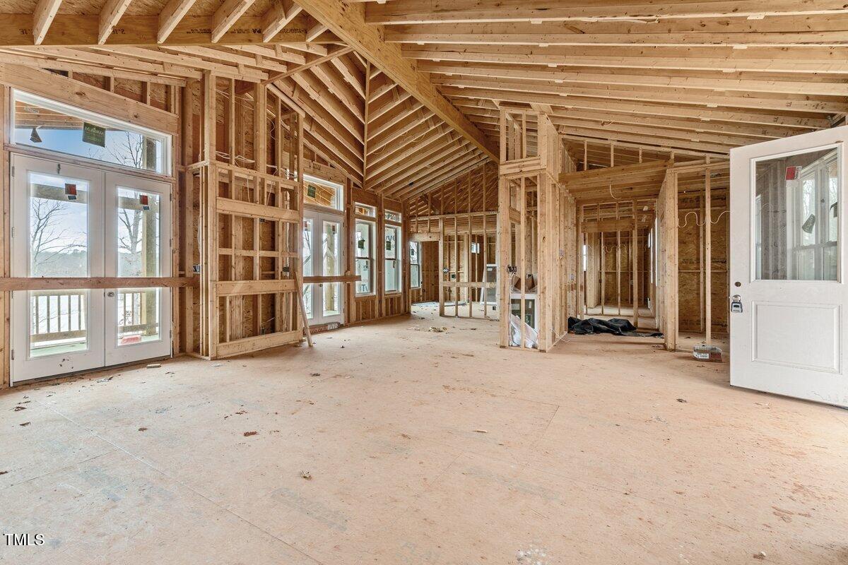 1689 Peninsula Lane