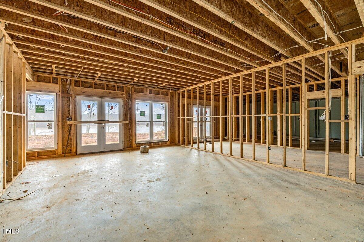 1689 Peninsula Lane
