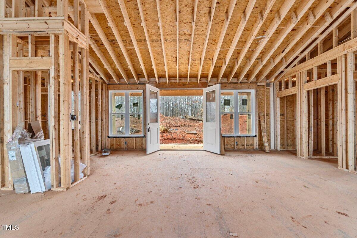 1689 Peninsula Lane