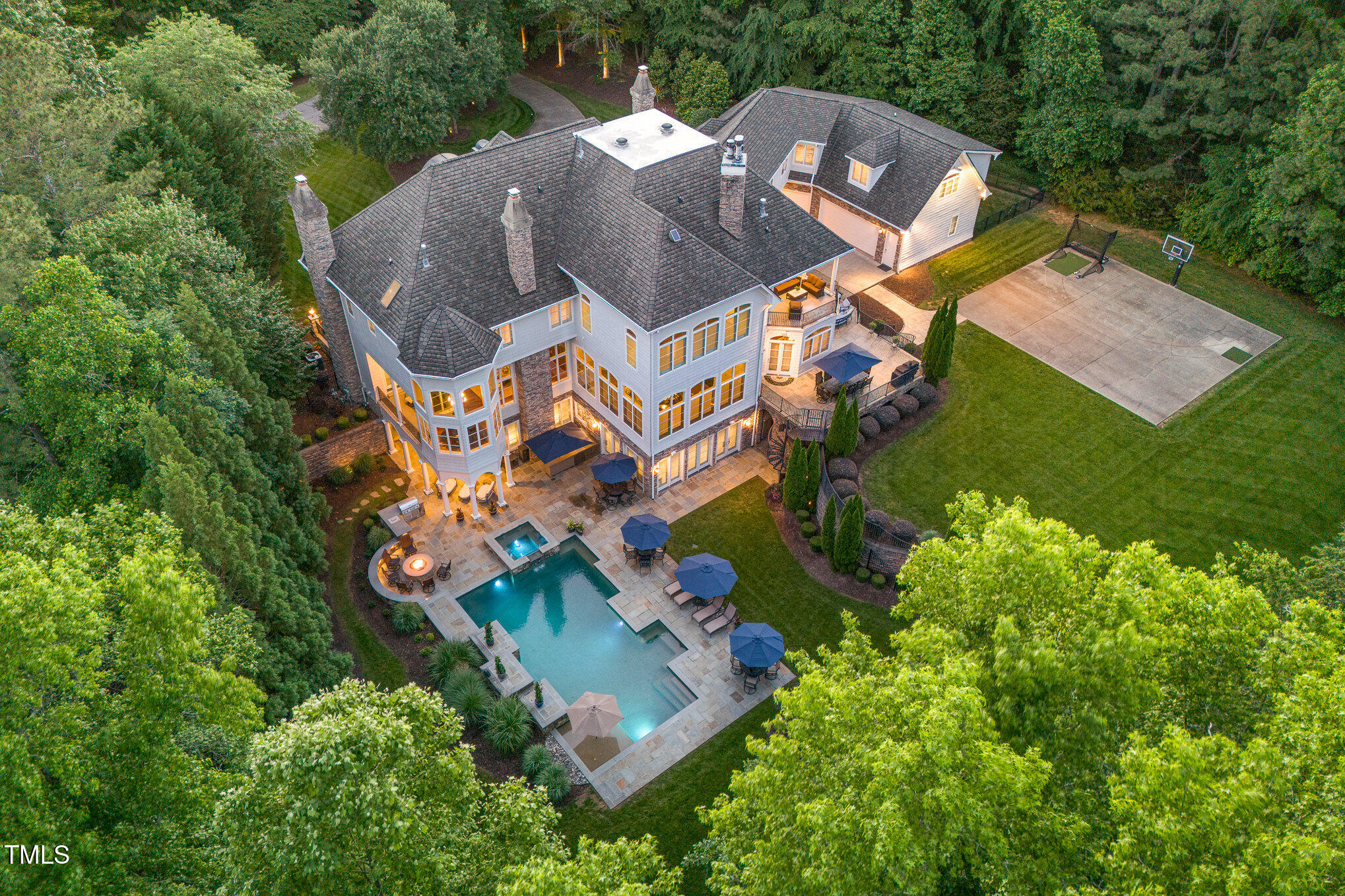 1801 Oatlands Court