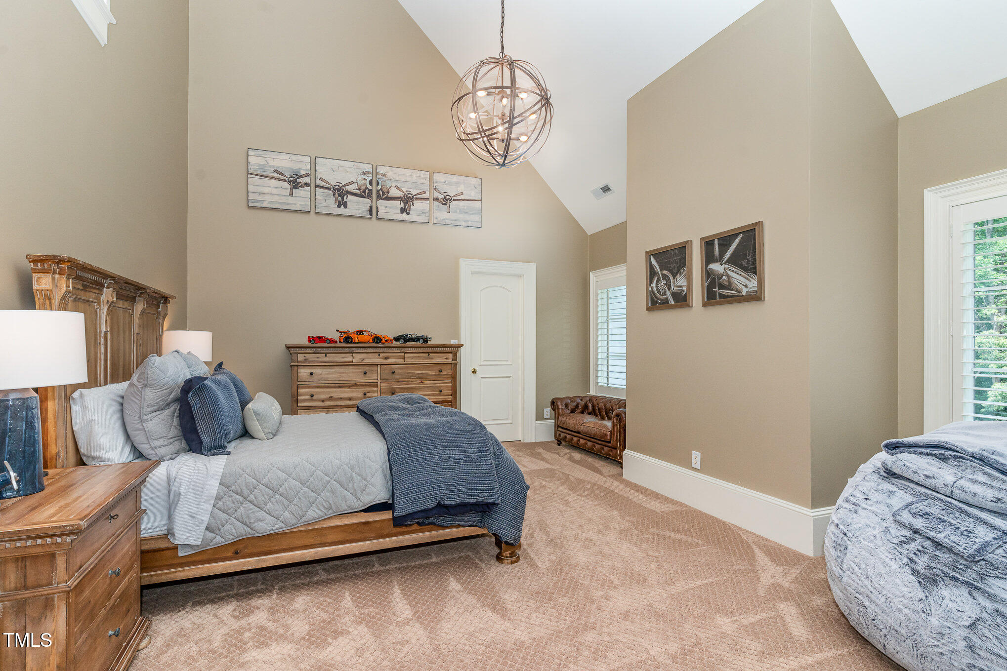 1801 Oatlands Court