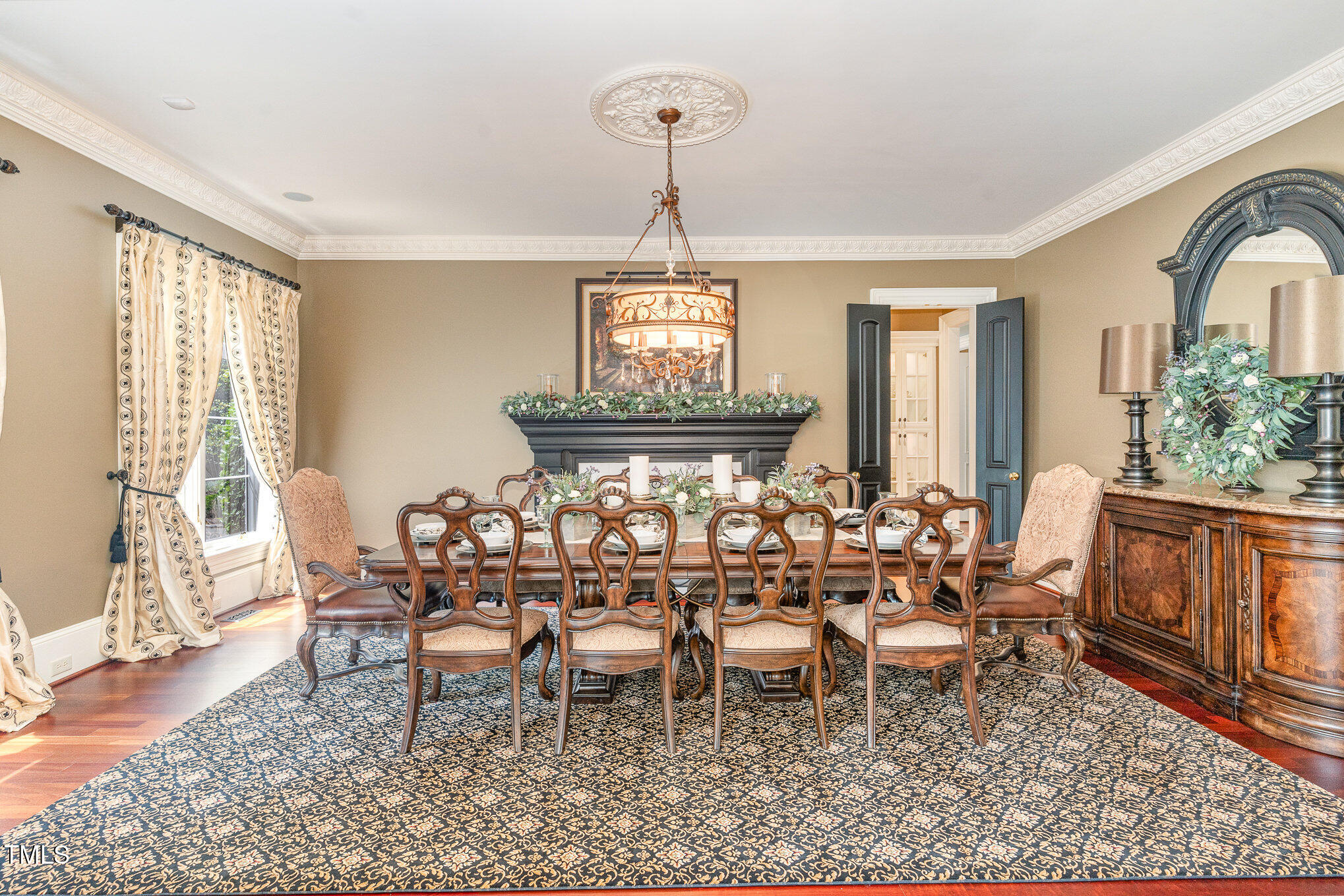 1801 Oatlands Court