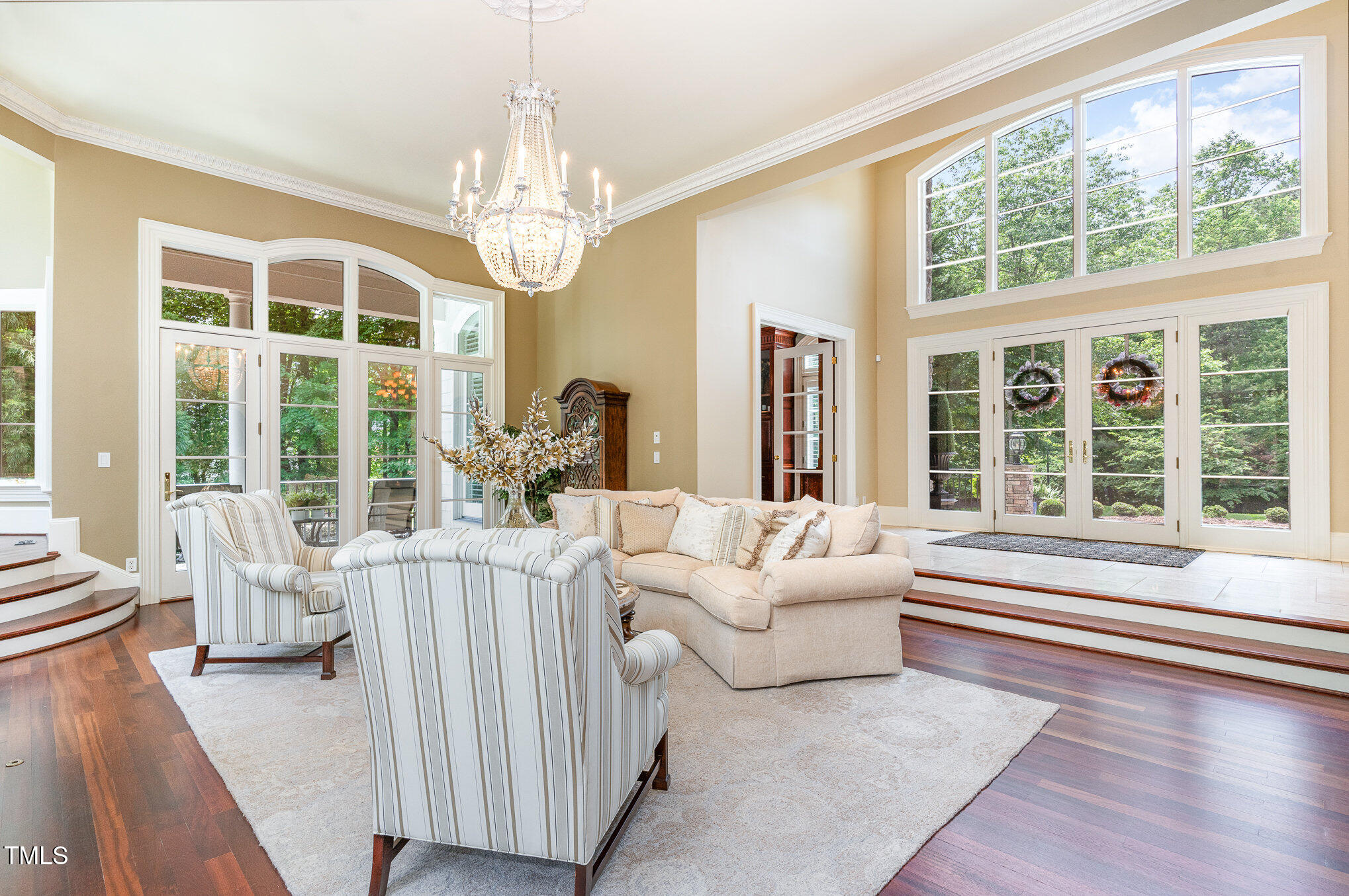 1801 Oatlands Court