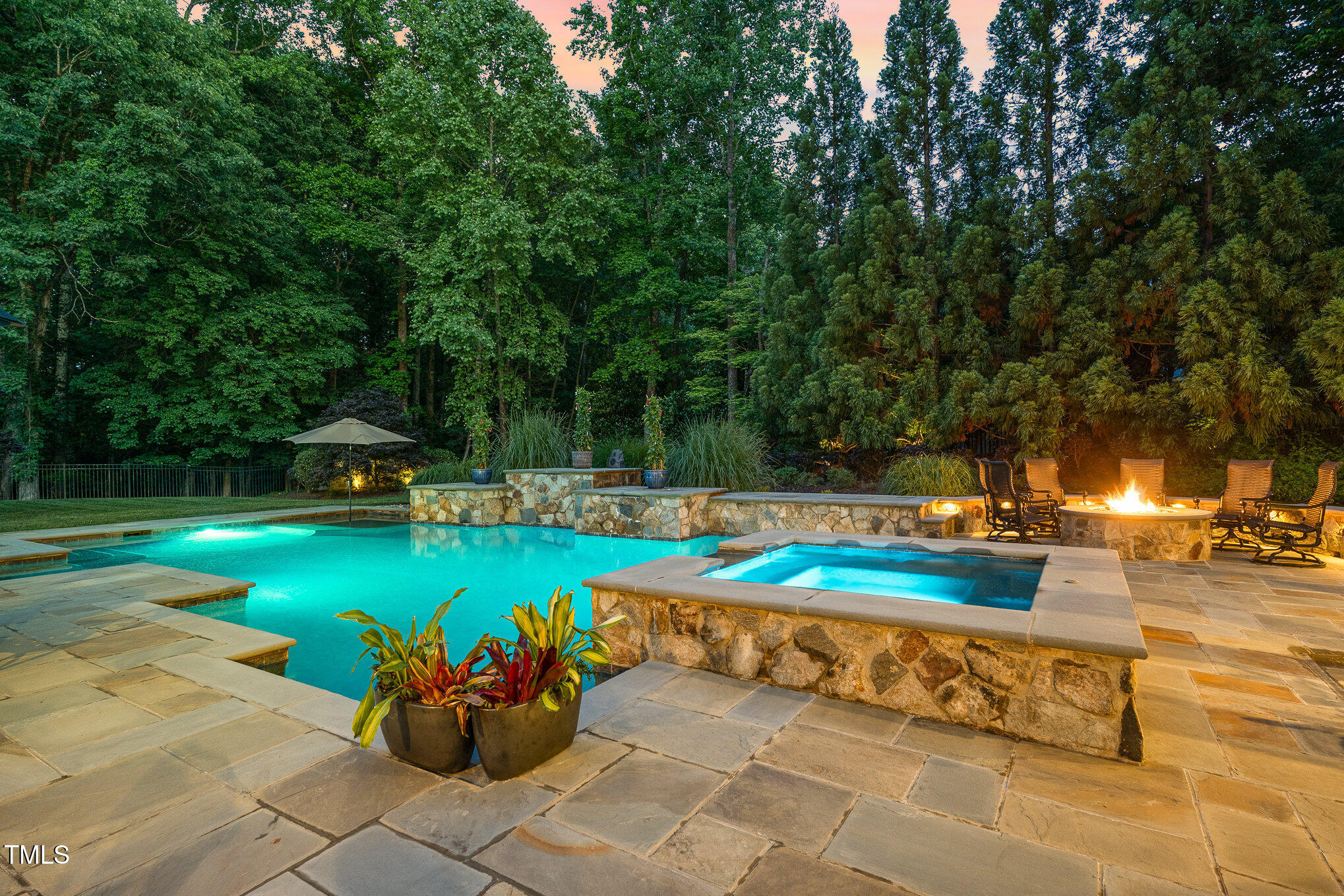 1801 Oatlands Court