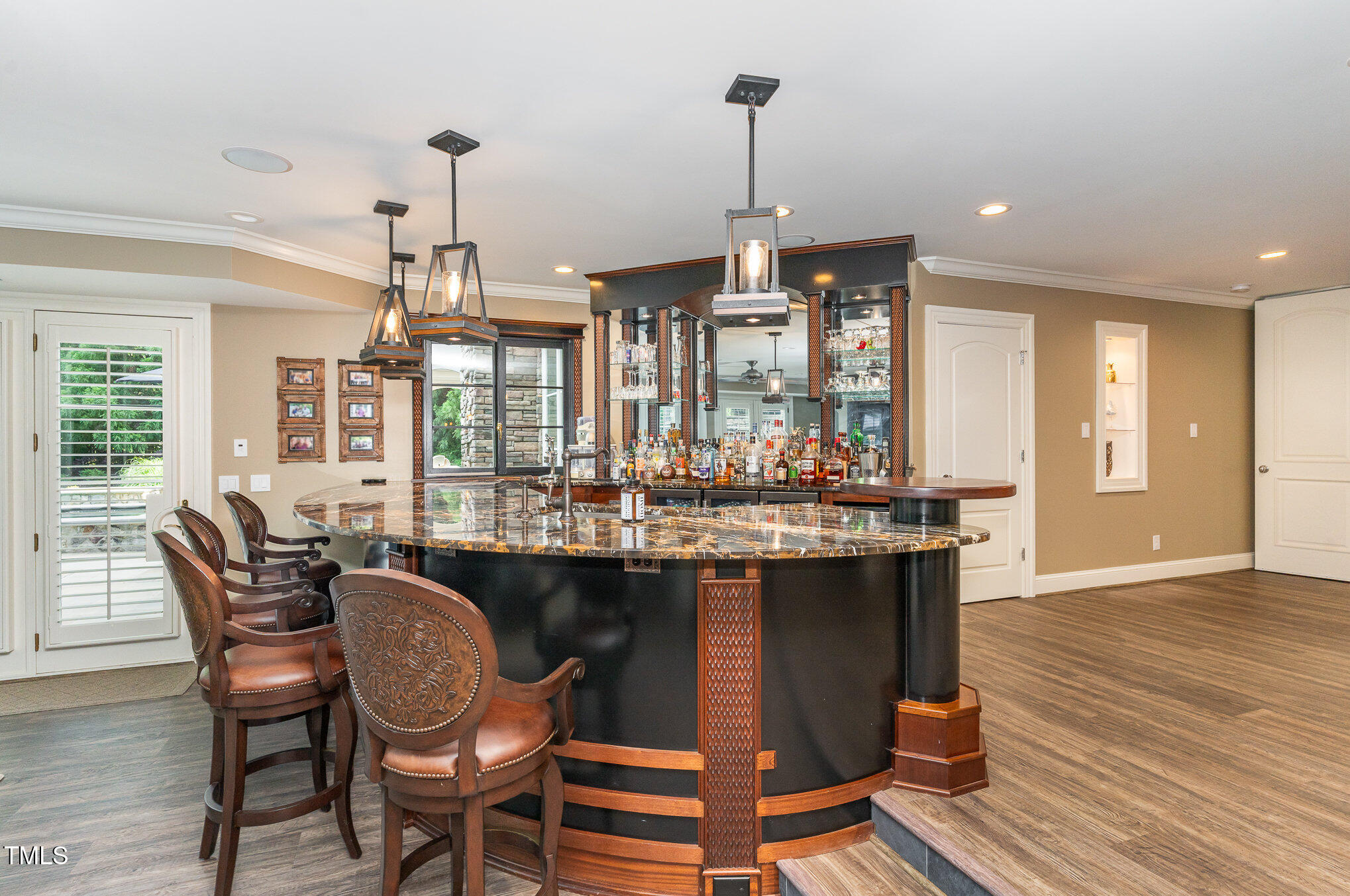 1801 Oatlands Court
