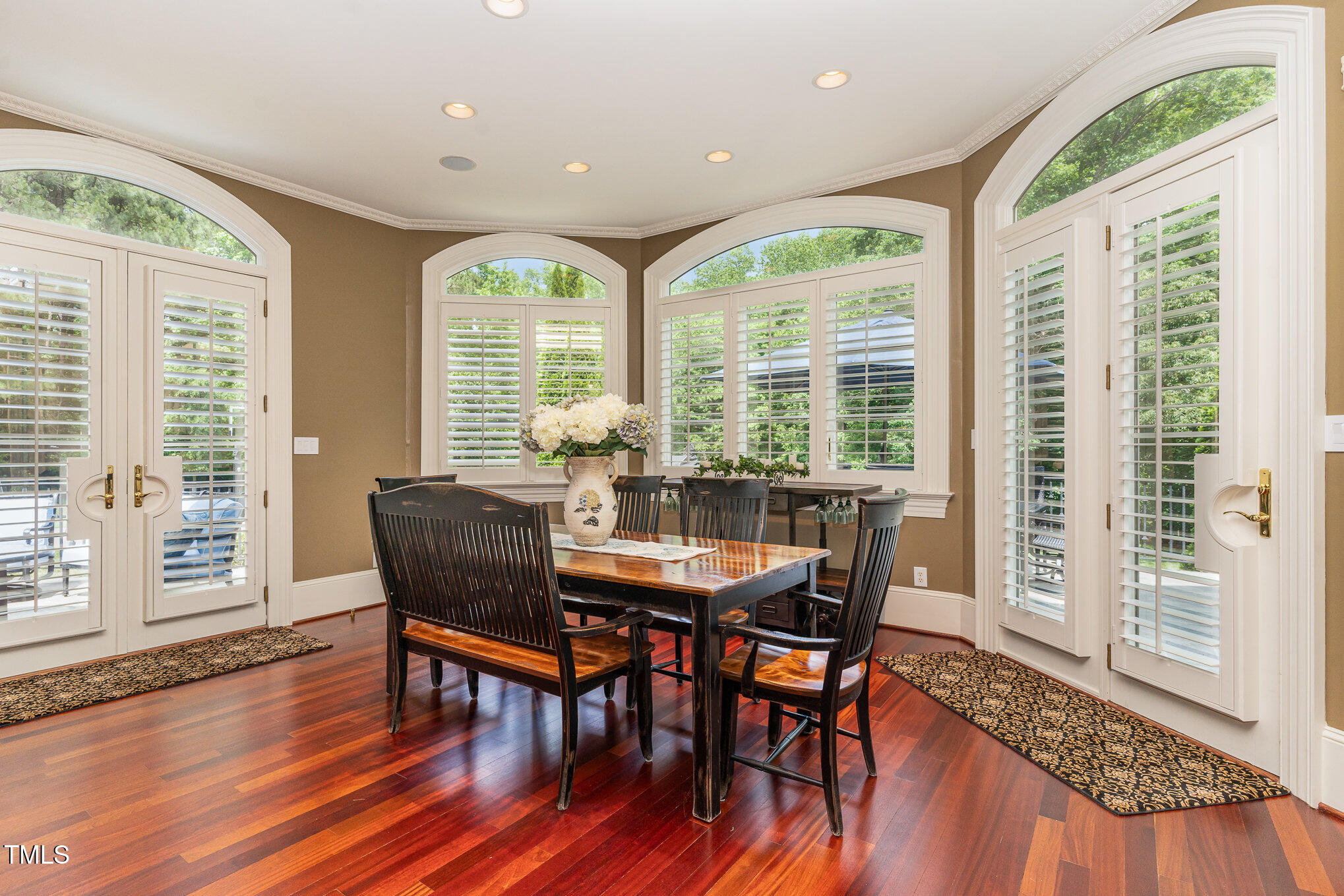 1801 Oatlands Court