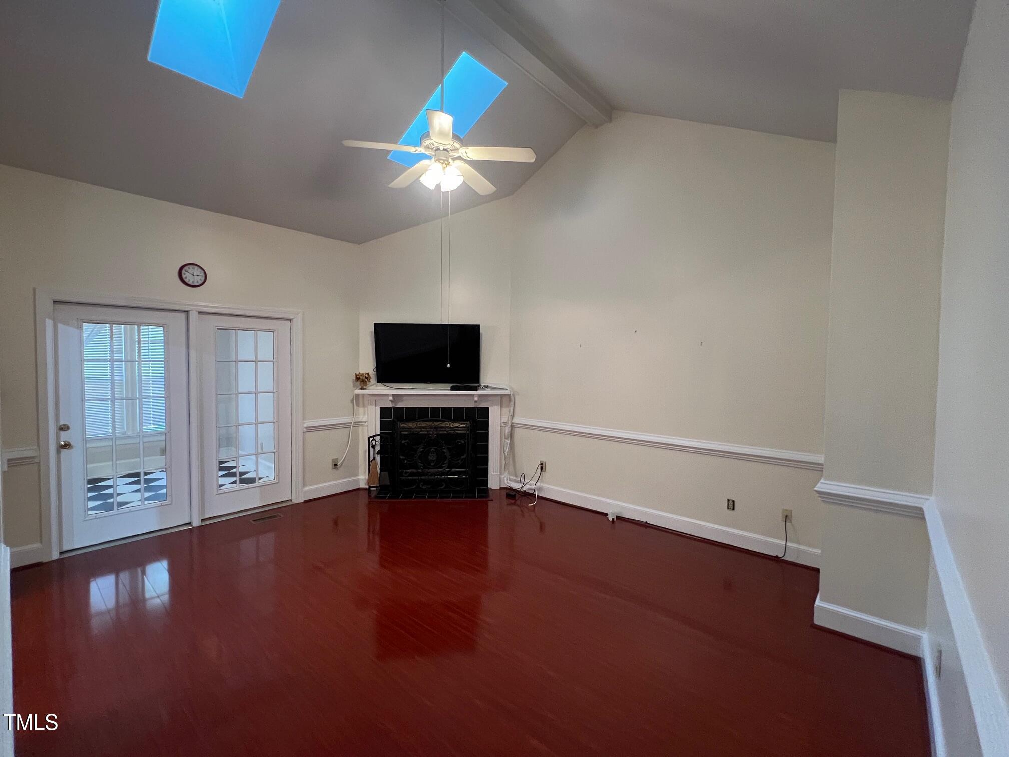 2002 Fernwood Court # 2