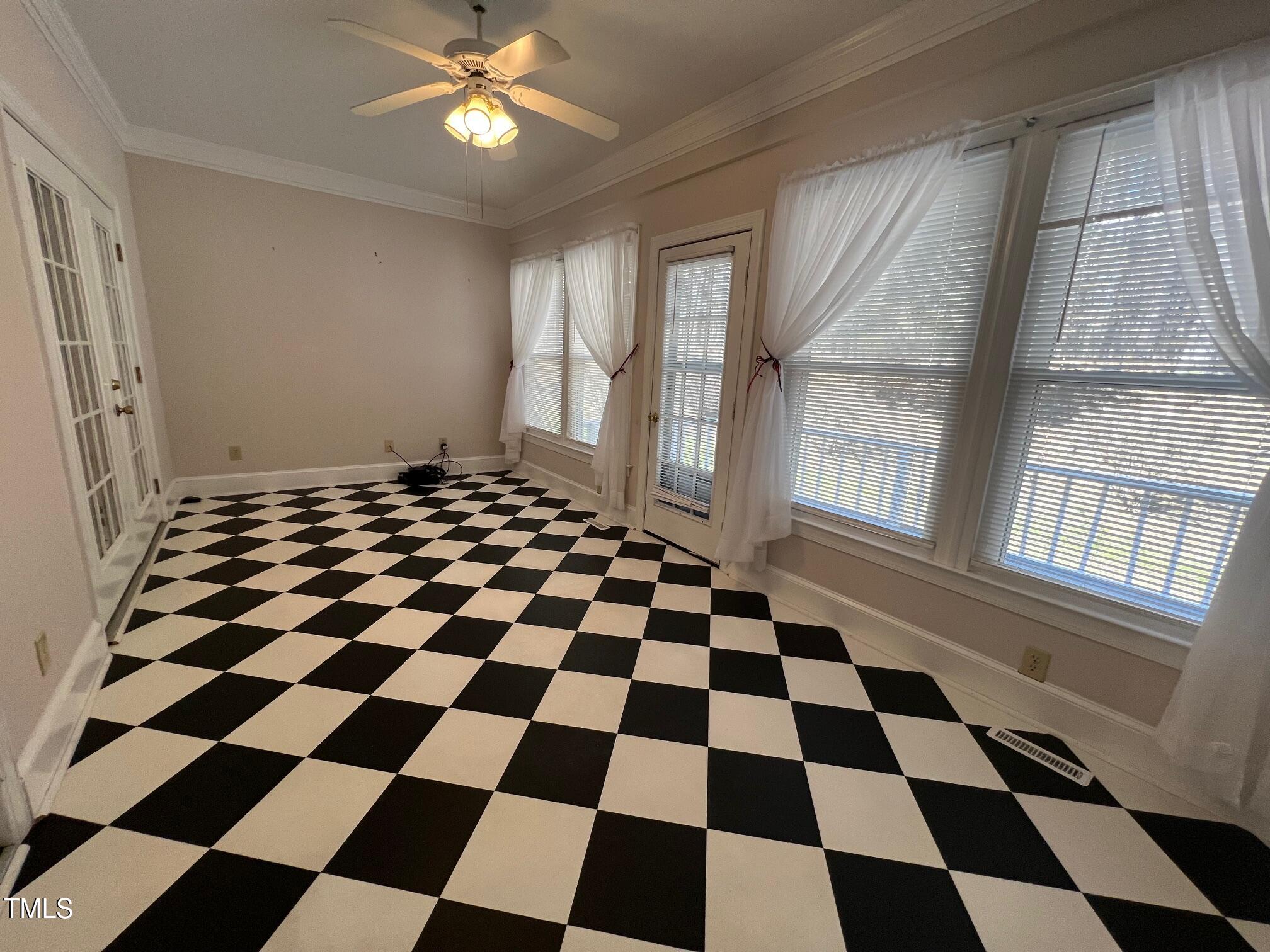 2002 Fernwood Court # 2
