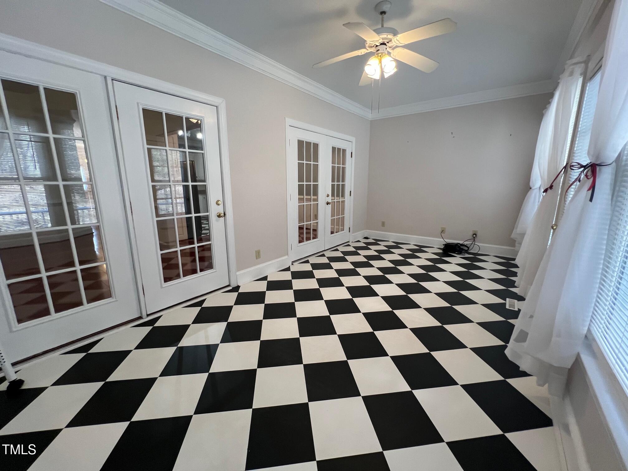 2002 Fernwood Court # 2