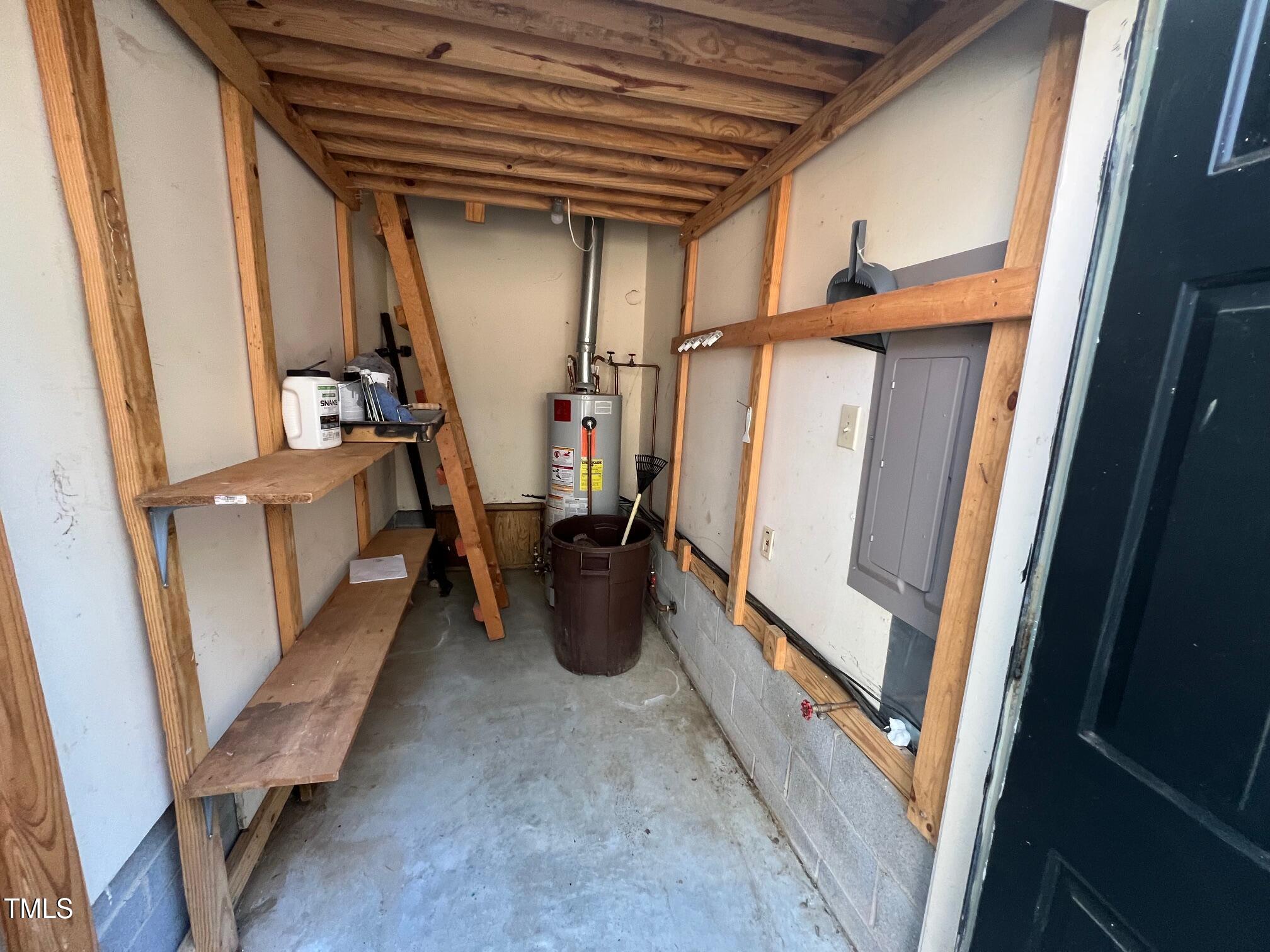 2002 Fernwood Court # 2