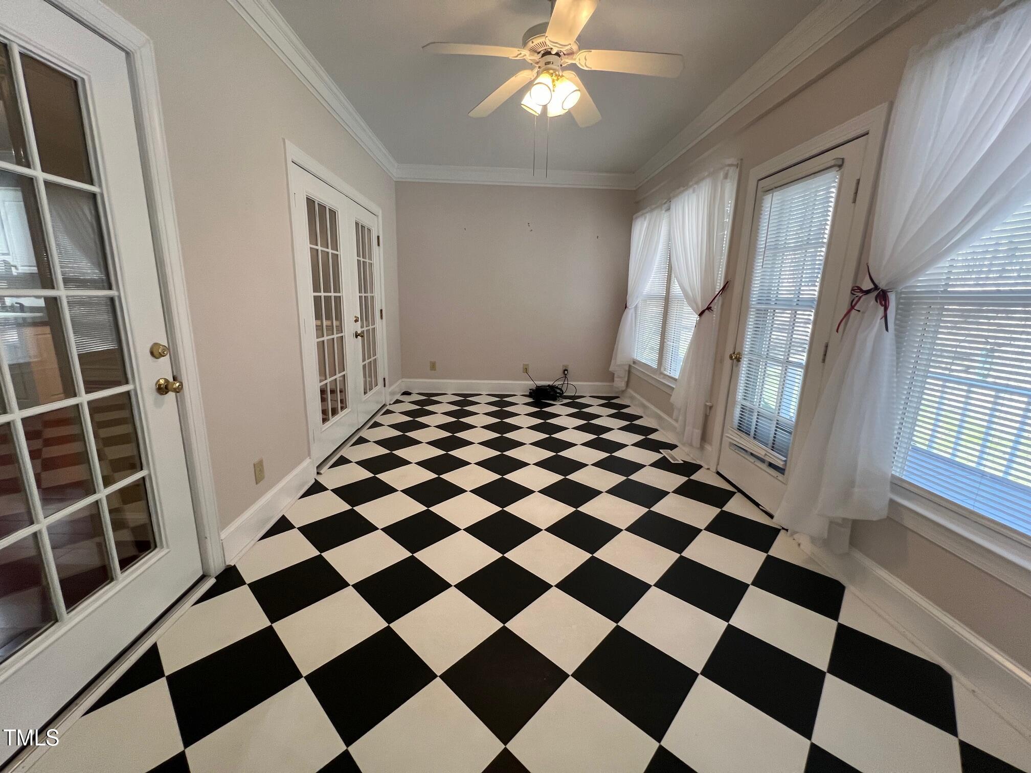 2002 Fernwood Court # 2