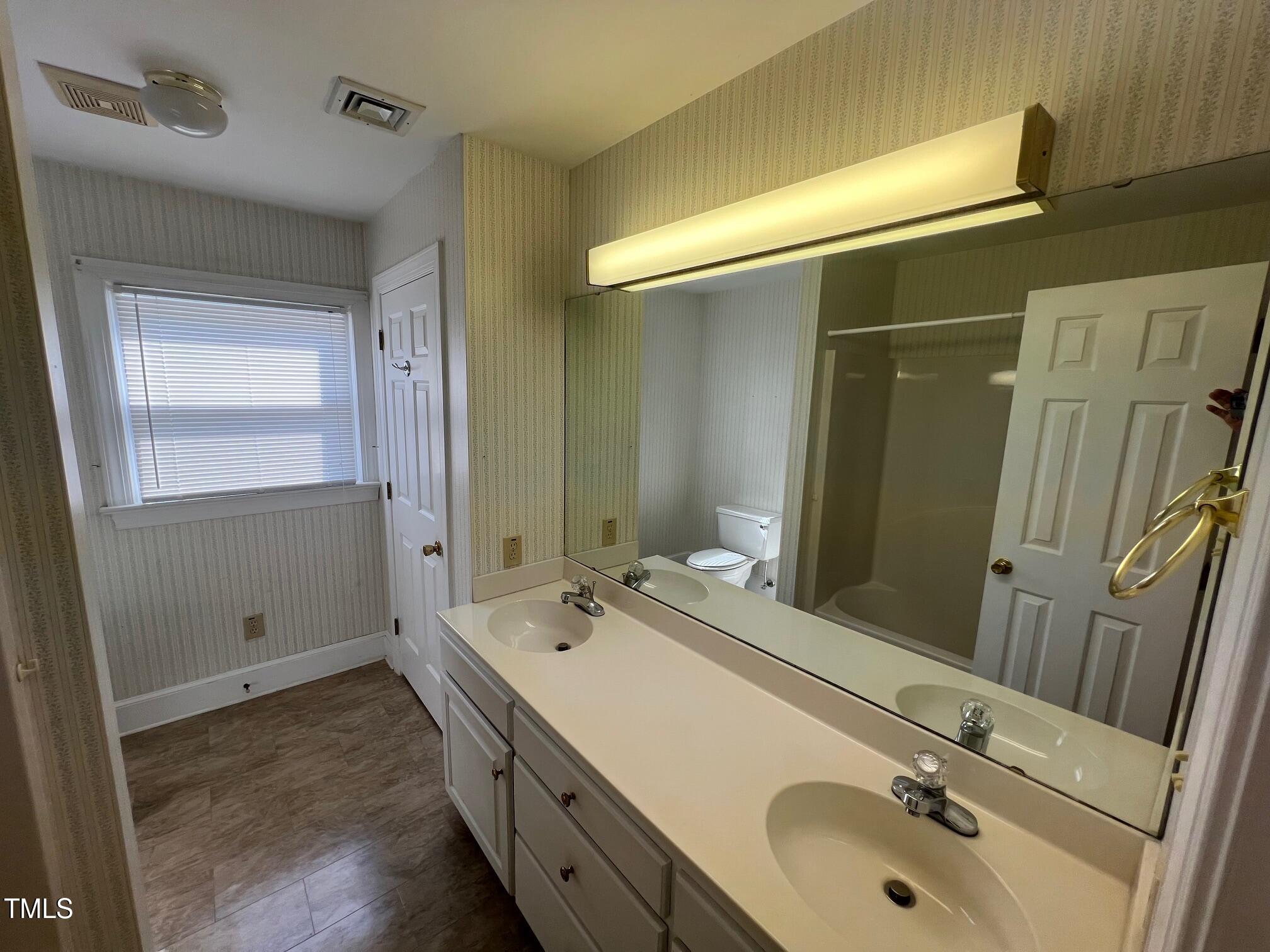 2002 Fernwood Court # 2