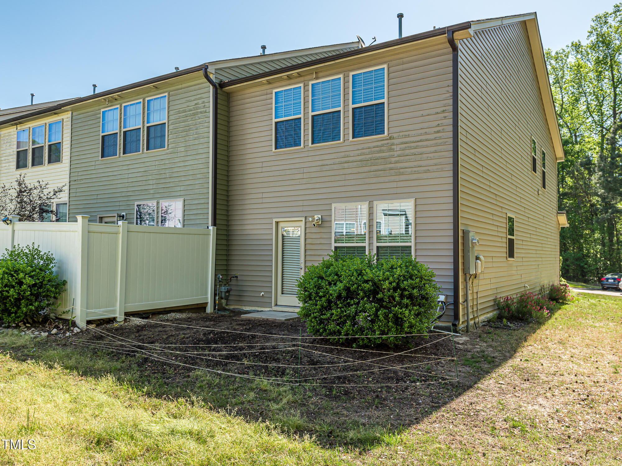 4901 Rose Quartz Way