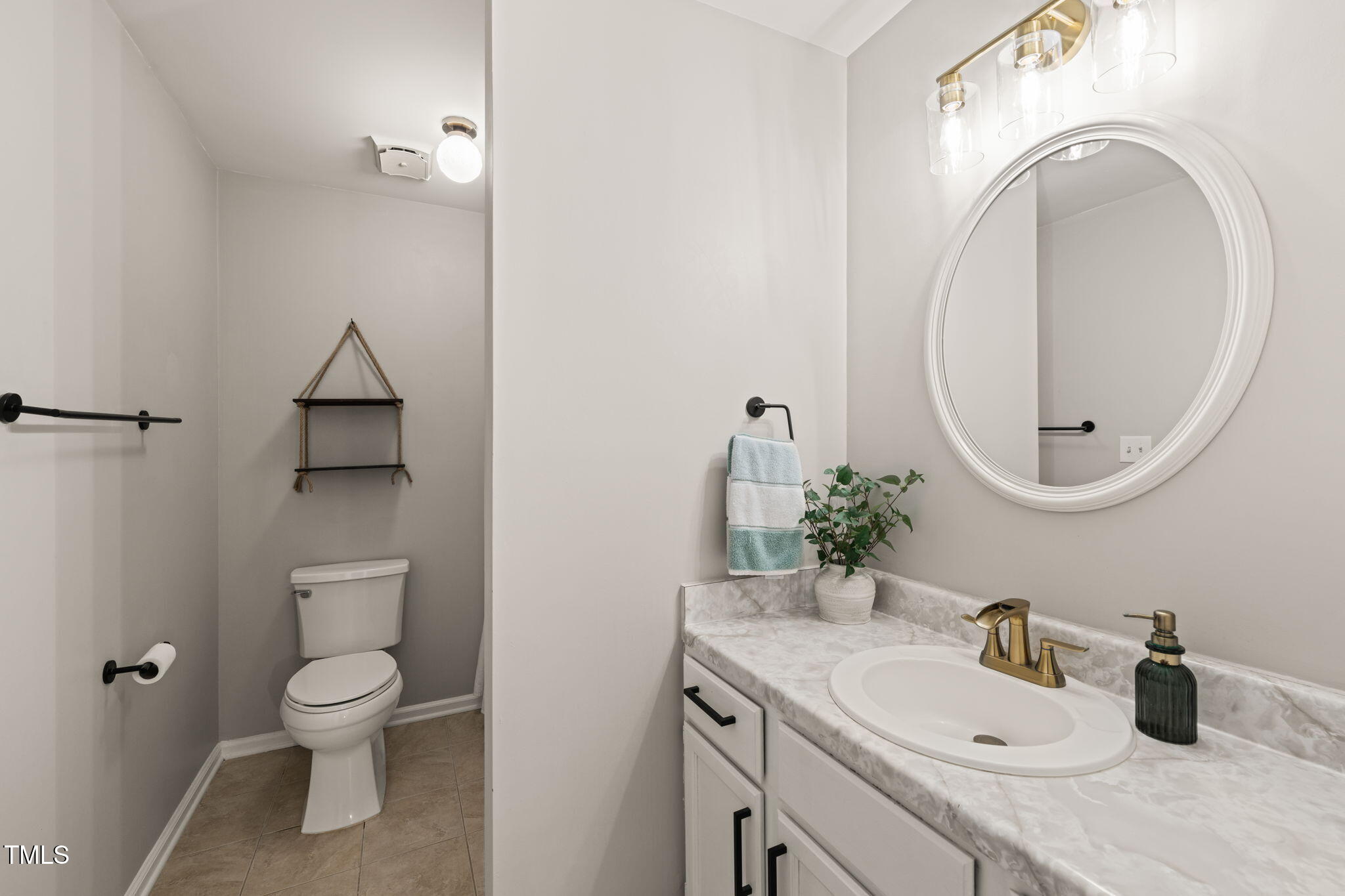 2004 Valley Ridge Court