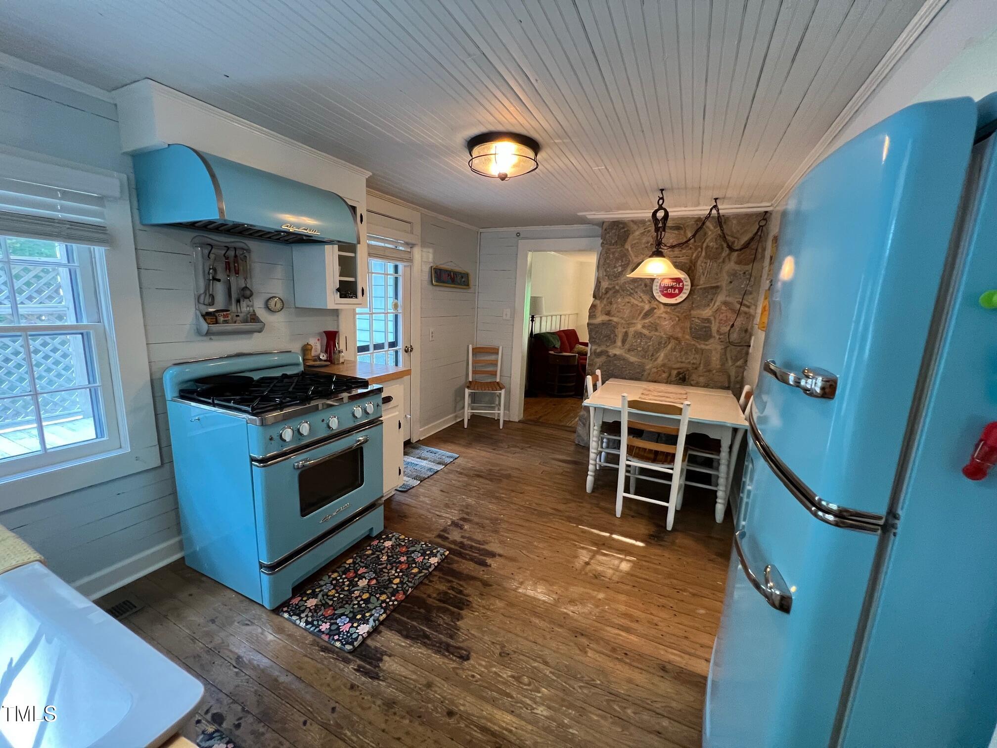 358 Pool Rock Shores Lane