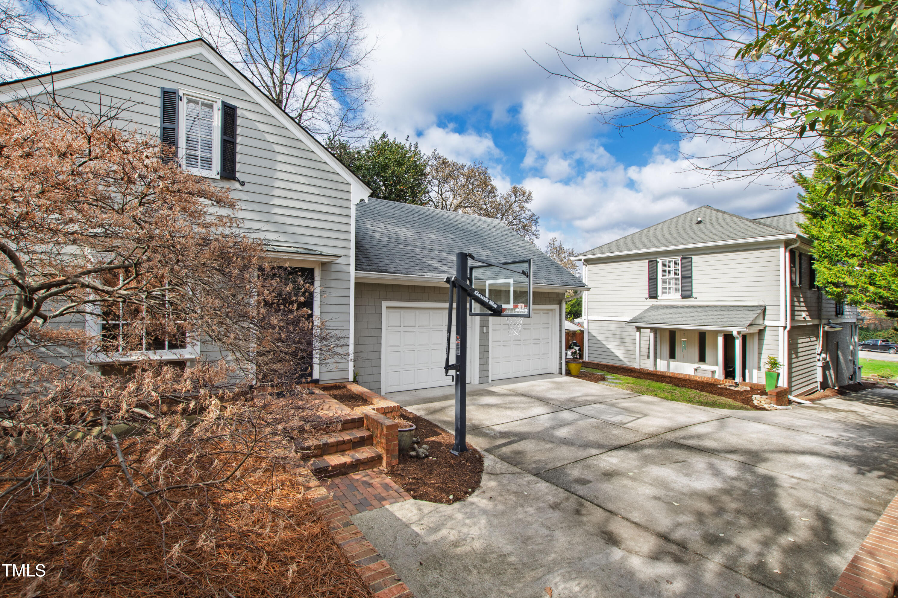 2147 Wake Drive