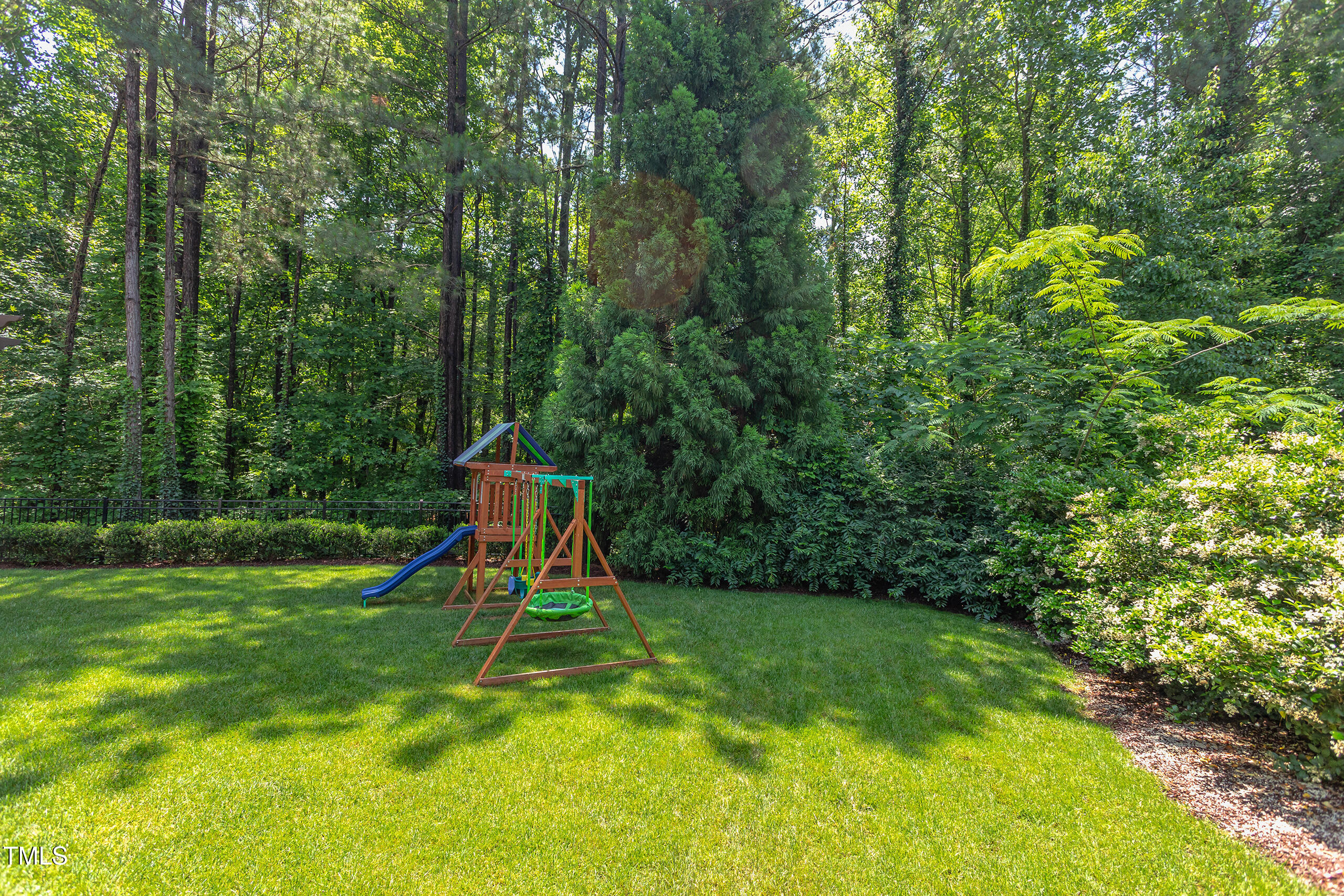102 Bosswood Court