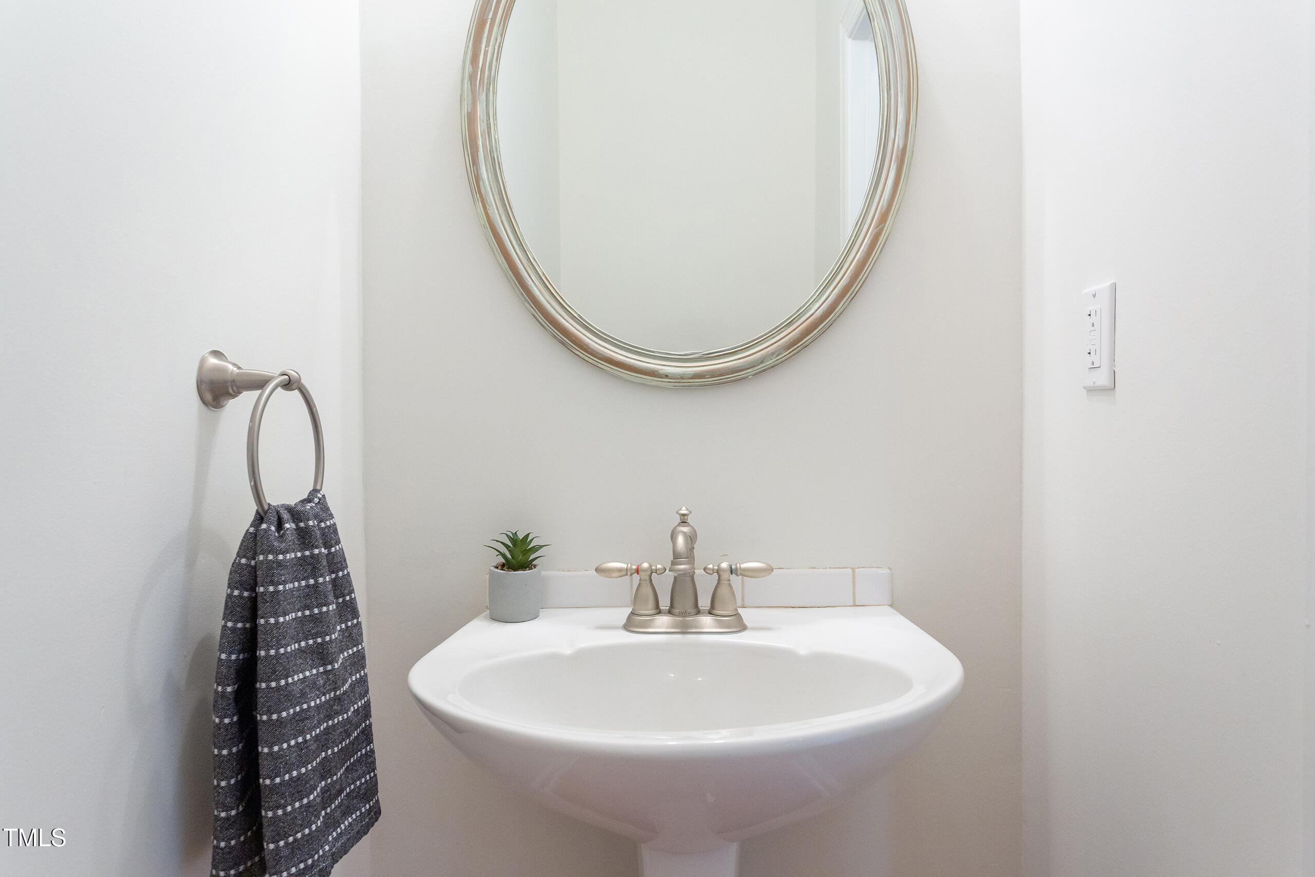 4212 Sprucedale Drive