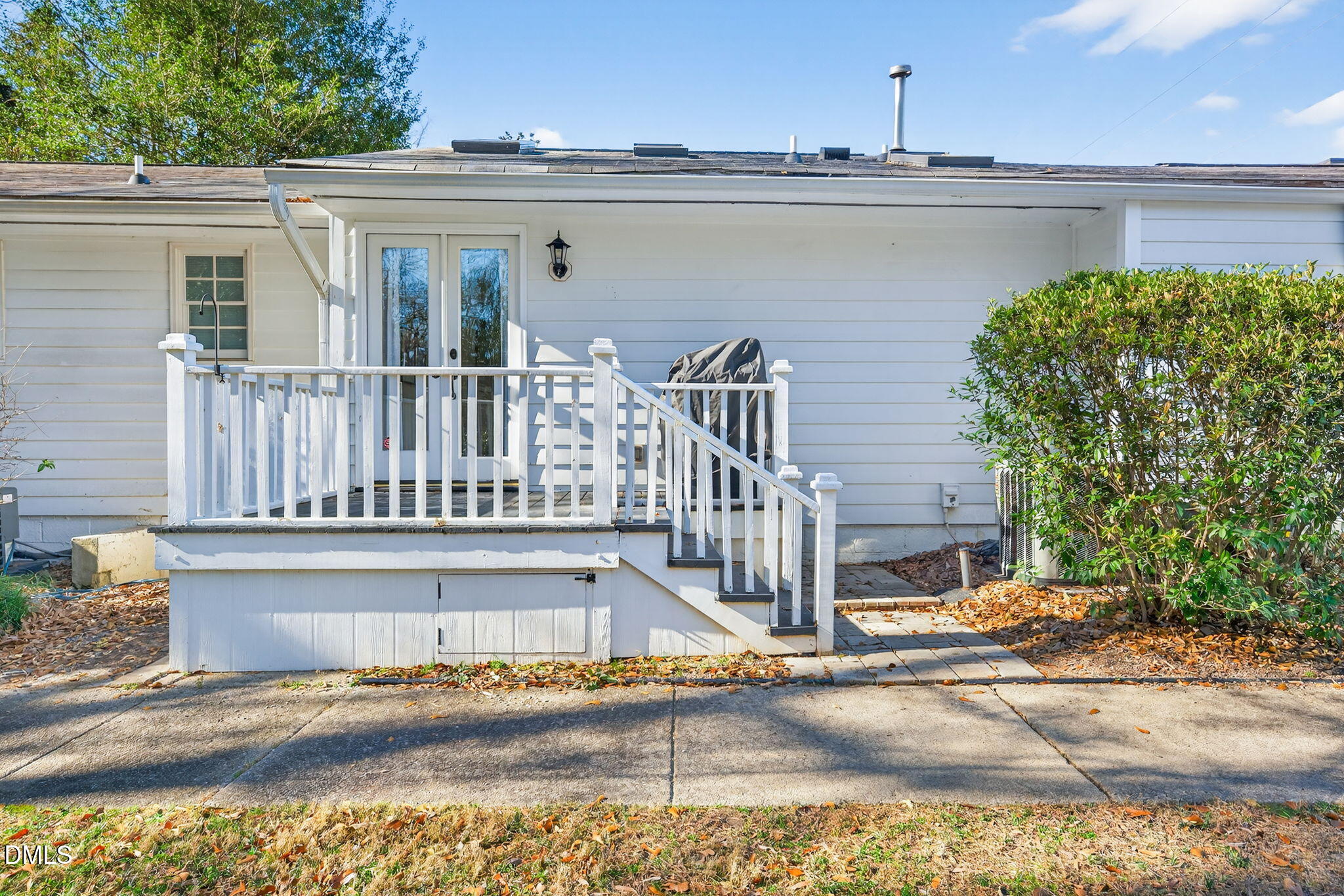 1901 Clark Avenue # 105